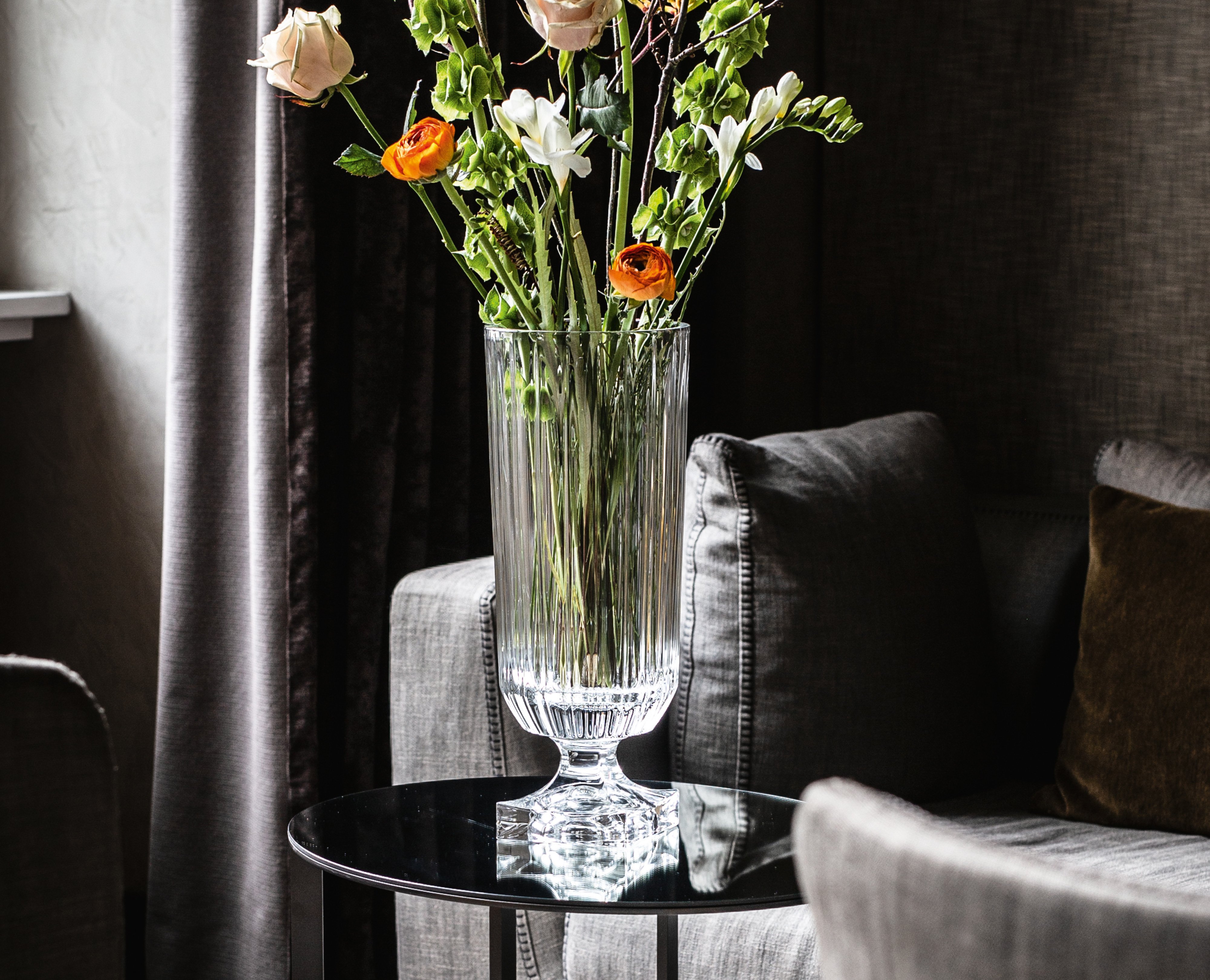 NACHTMANN Minerva Footed Vase - 40cm | 15.75in