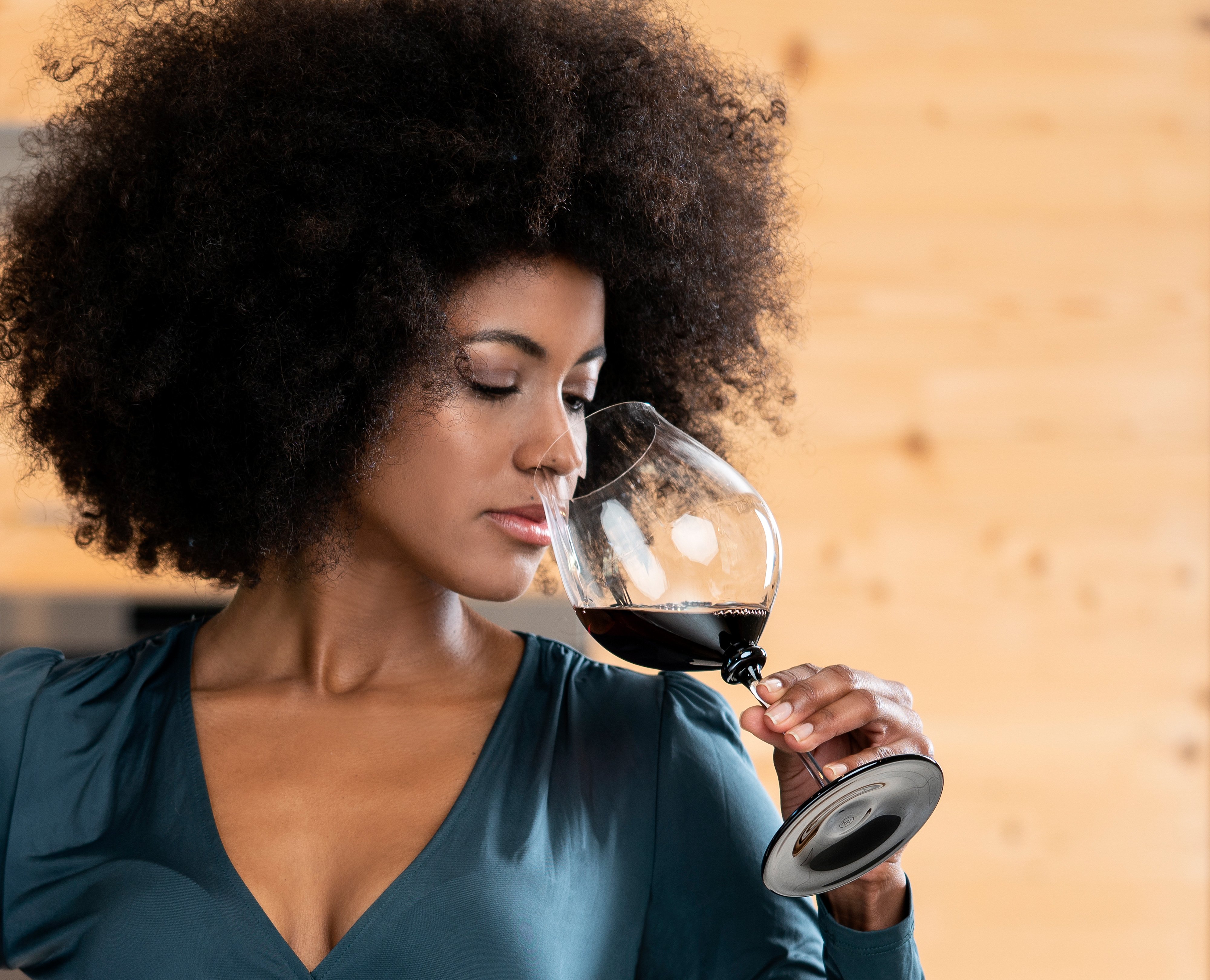 RIEDEL Fatto A Mano Performance Pinot Noir - black base