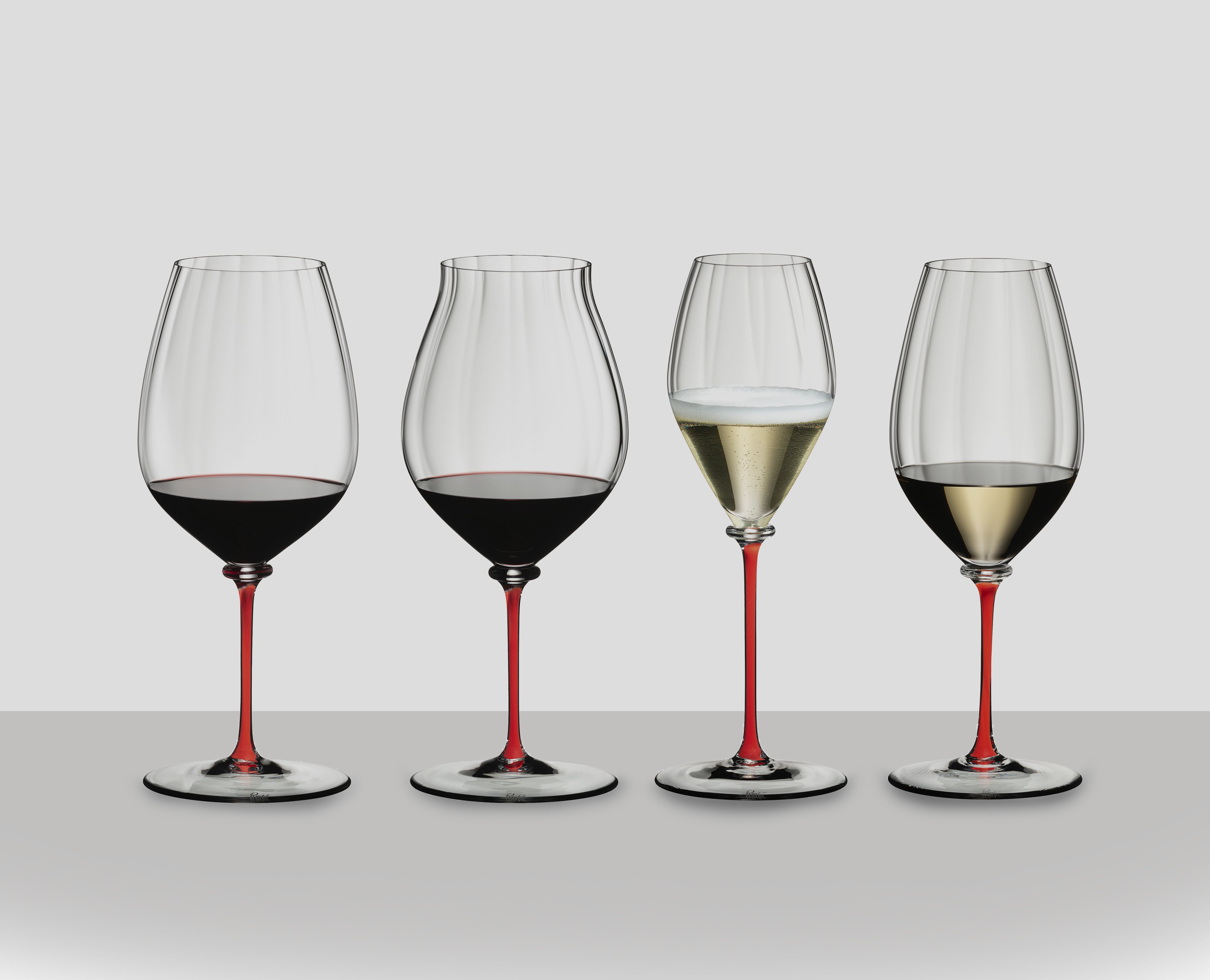 RIEDEL Fatto A Mano Performance Pinot Noir