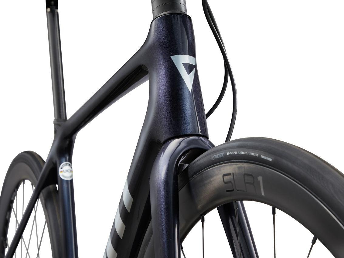 Giant TCR Advanced Pro Disc 0 Di2 2023 | BikeExchange