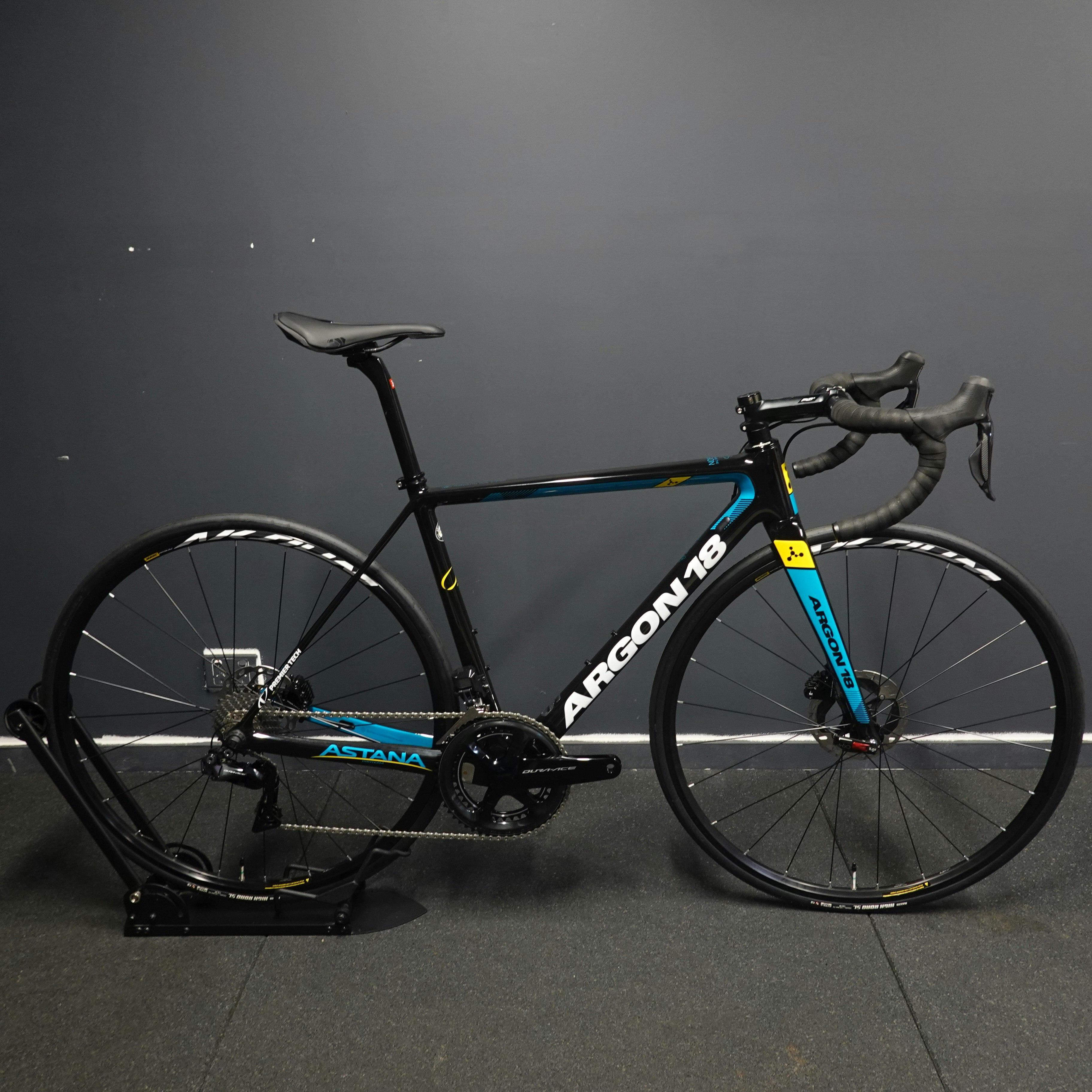 2020_Argon_18_Astana_Pro_team_Gallium_pro_disc_carbon_road_bike_Dura_Ace_di2