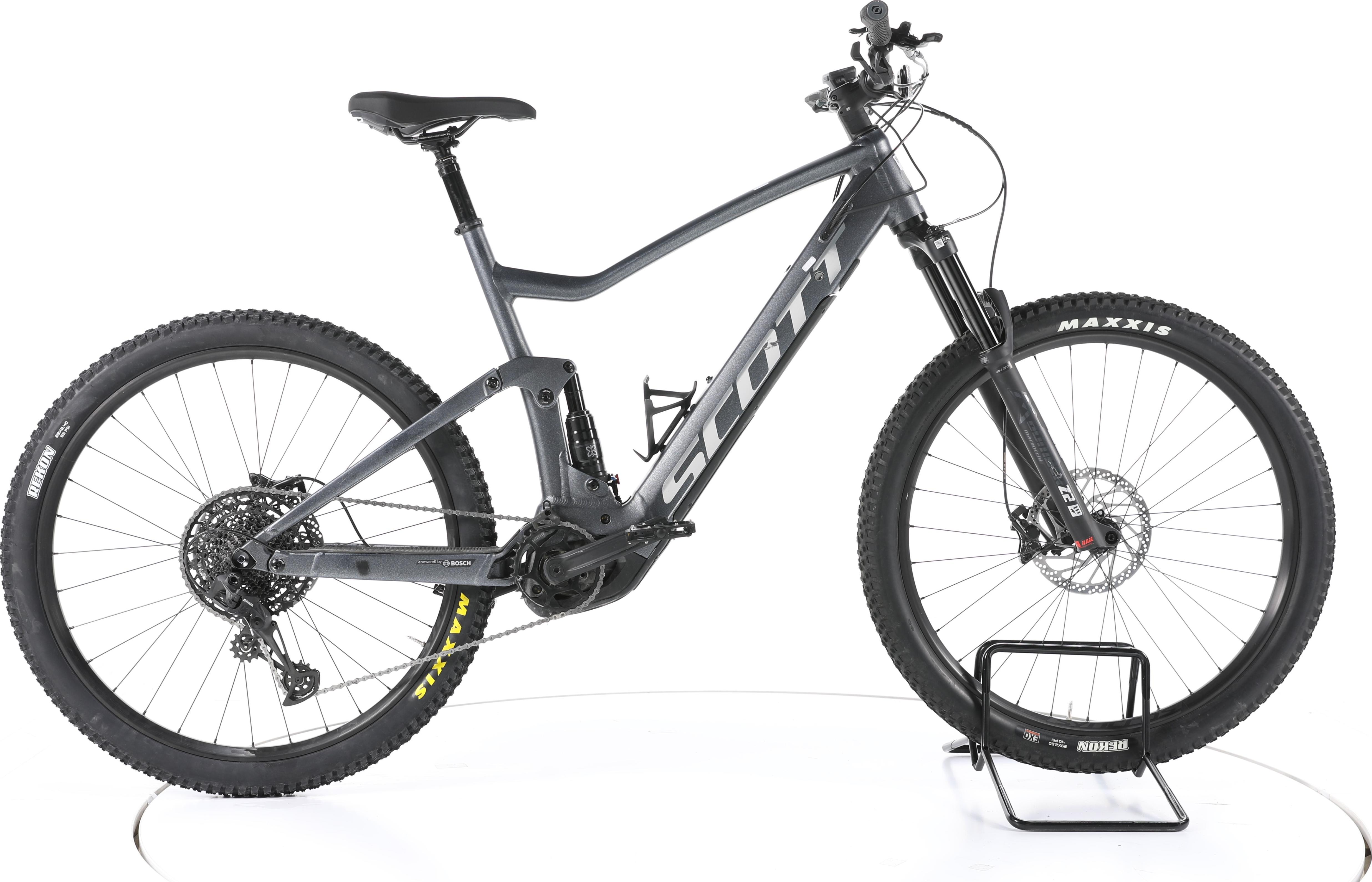 Strike_eRIDE_930