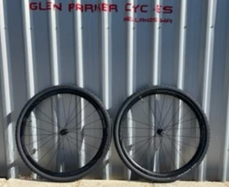 Carbo_Graff_Carbon_Wheelset_with_Vittoria_Terreno_Mix_Tyres_and_Tubes_Fitted