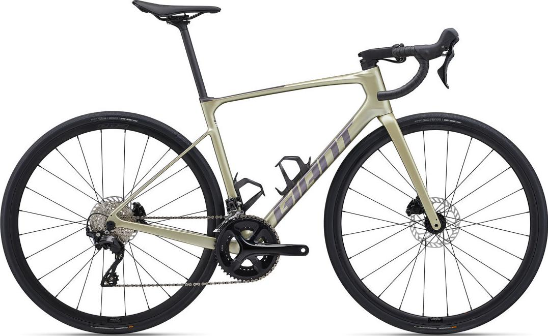 hwhw31　GIANT DEFY ADVANCED 2　105 Giant 2025 Defy Advanced 2 Road Bike [1031012206]