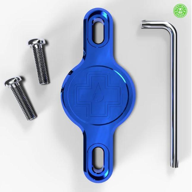 MUC-OFF_V2_SECURE_AIR_TAG_HOLDER_BLUE