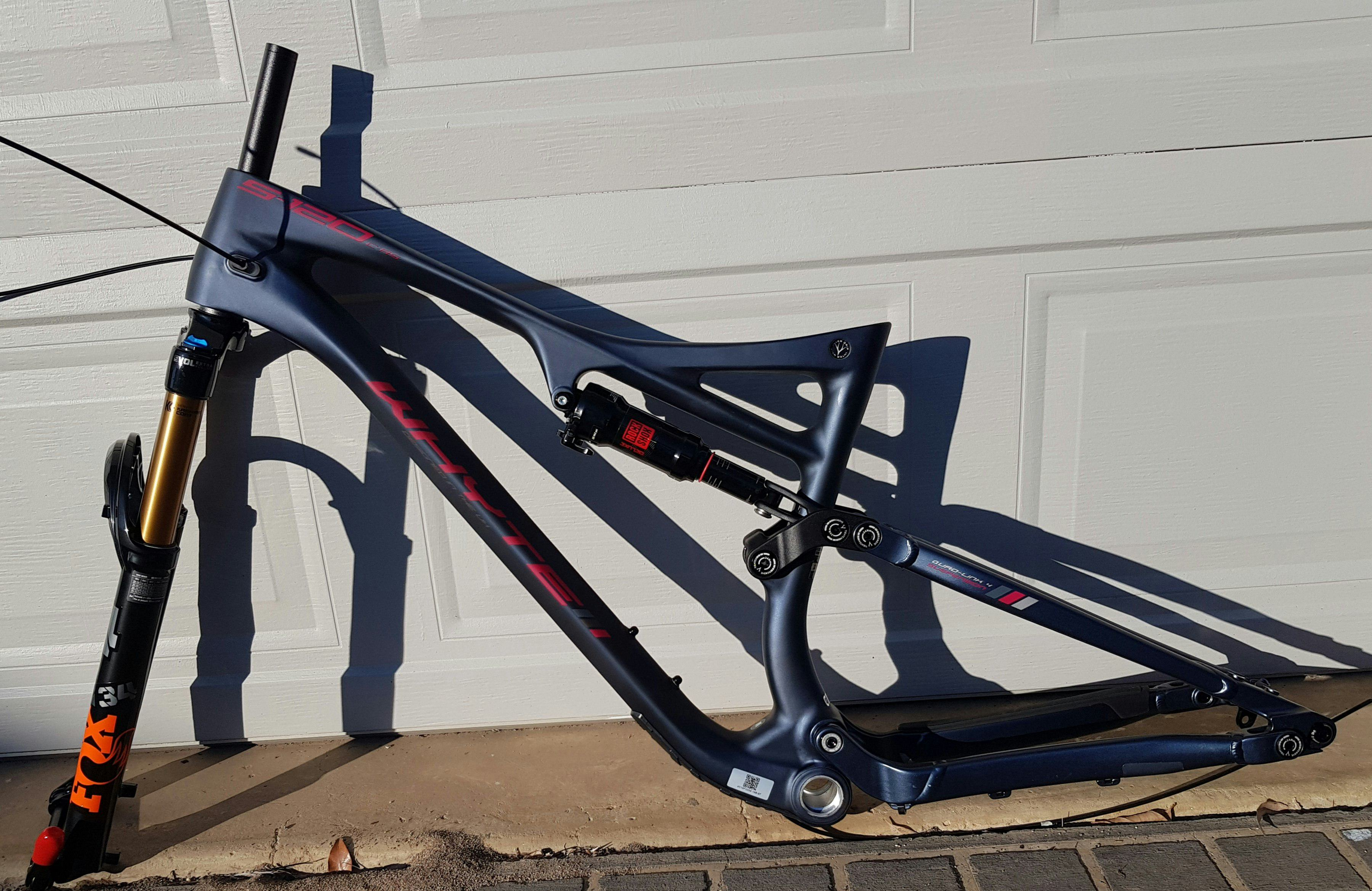 S120_Frame_includes_Fox_34