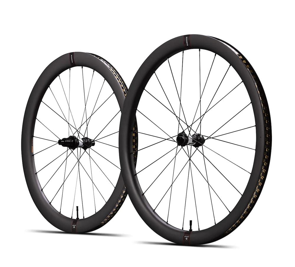 Reserve_42|49_TA_DT_350_CL_Front_12x100_Rear_12x142_(All_Black,_Shimano_11_&_12_Speed,_Wheelset,_Tubeless,_Disc_Brakes)