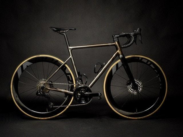 Ascent_Vantage_Titanium_Frame_set_(Medium,_Titanium)