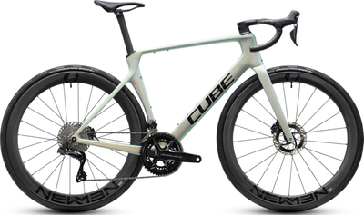 images.cdn.europe-west1.gcp.commercetools.com/078b97e9-ed31-4c81-baae-cdd44f3bf3c1/3128c5e656fec7ca18a6-KxxxCvhf