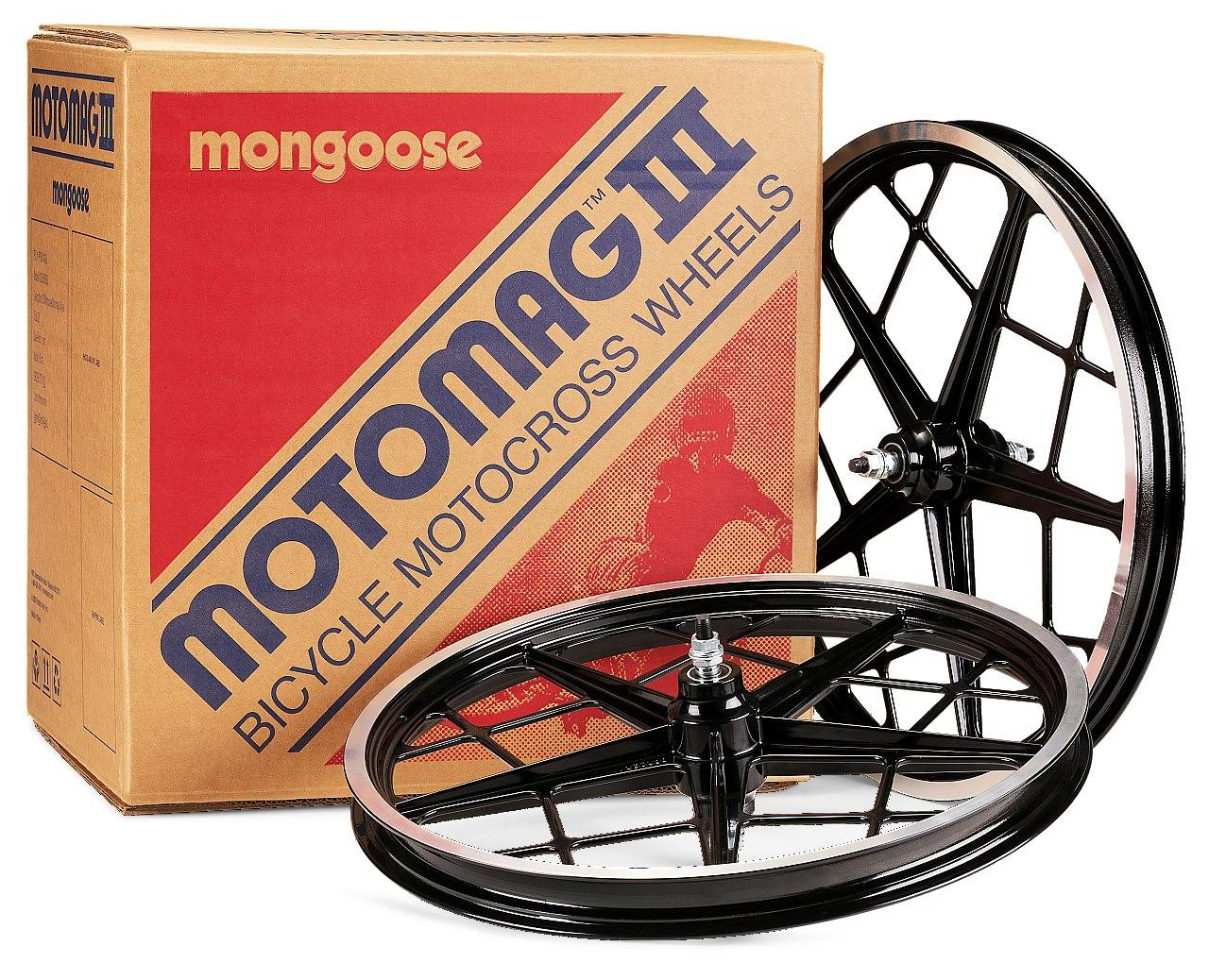 Motomag_III_-_Black_Wheel_Set