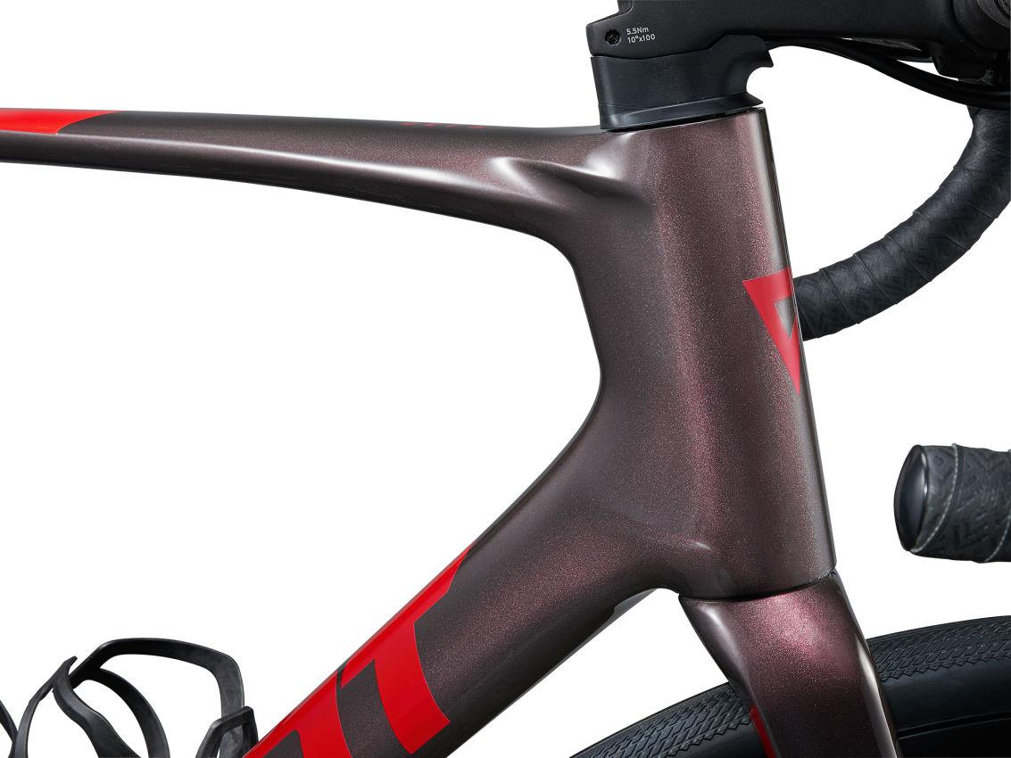 Giant Defy Advanced 2 2024 | BikeExchange