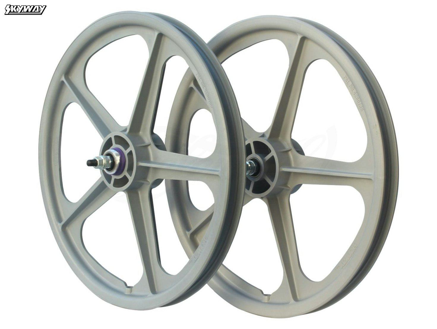 California_Special_(Silver/Blue)_+_Skyway_Tuff_II_5-Spoke_Wheelset_+_Skyway_Tuff_Brake_Pads!_(Grey,_18"_-_18.9")