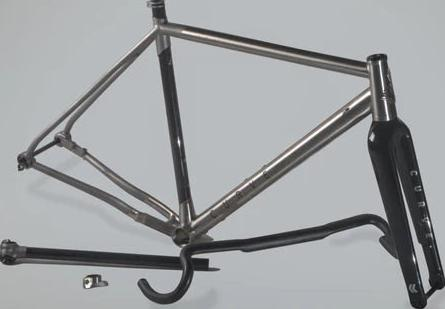 CURVE_KEVIN_AIR_Frameset