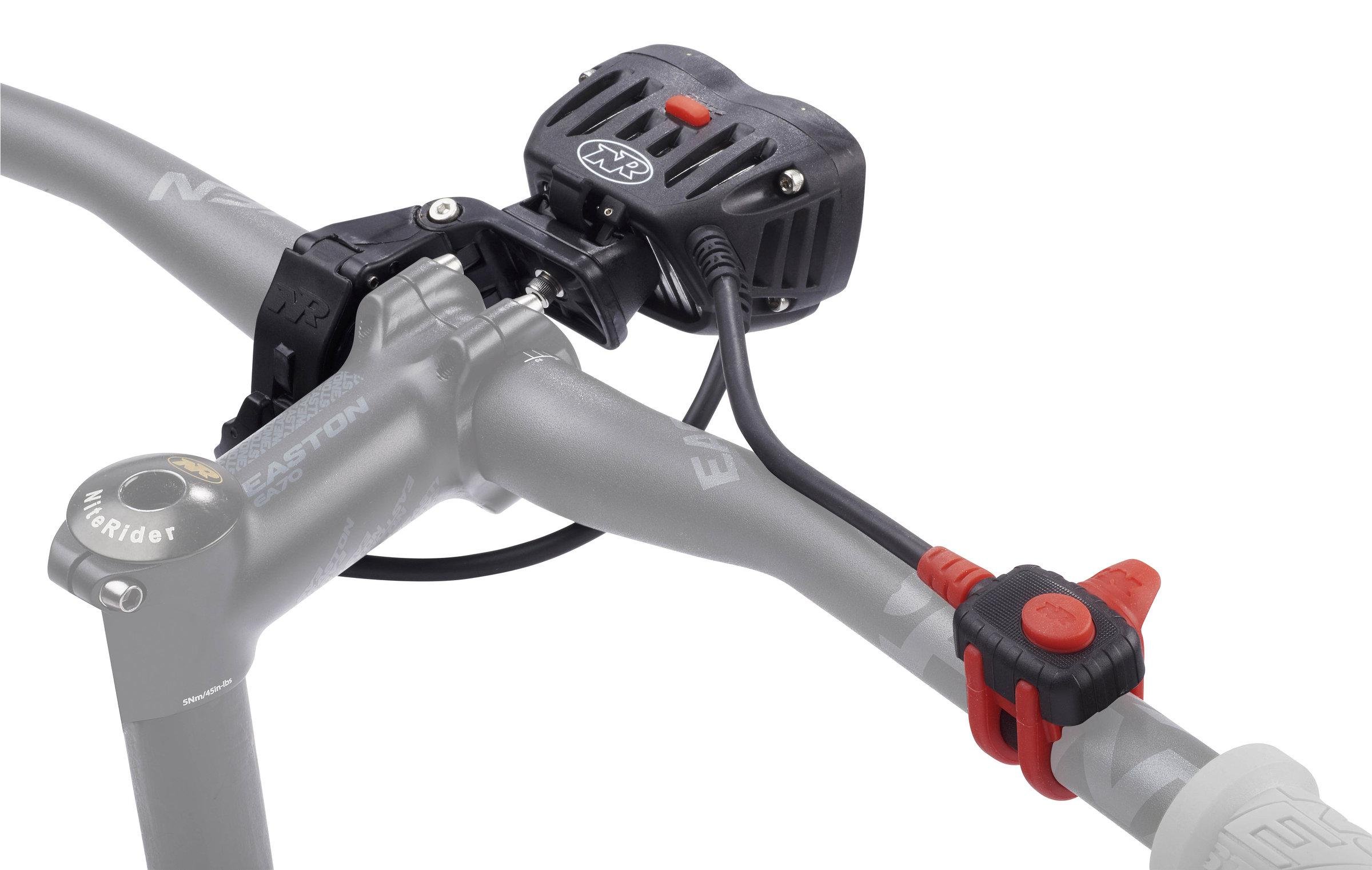 Pro_4200_Enduro_Remote