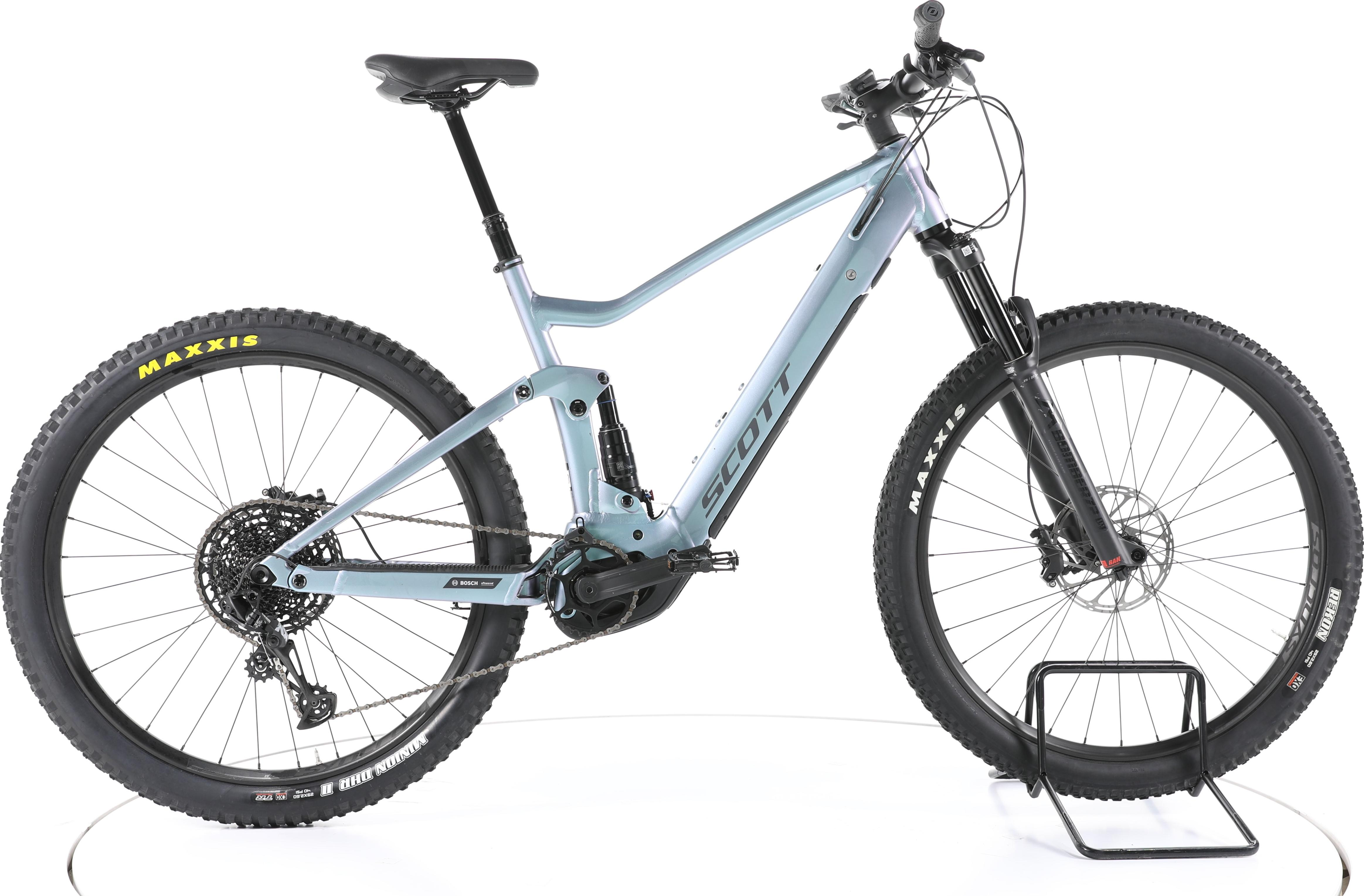 Strike_eRIDE_930