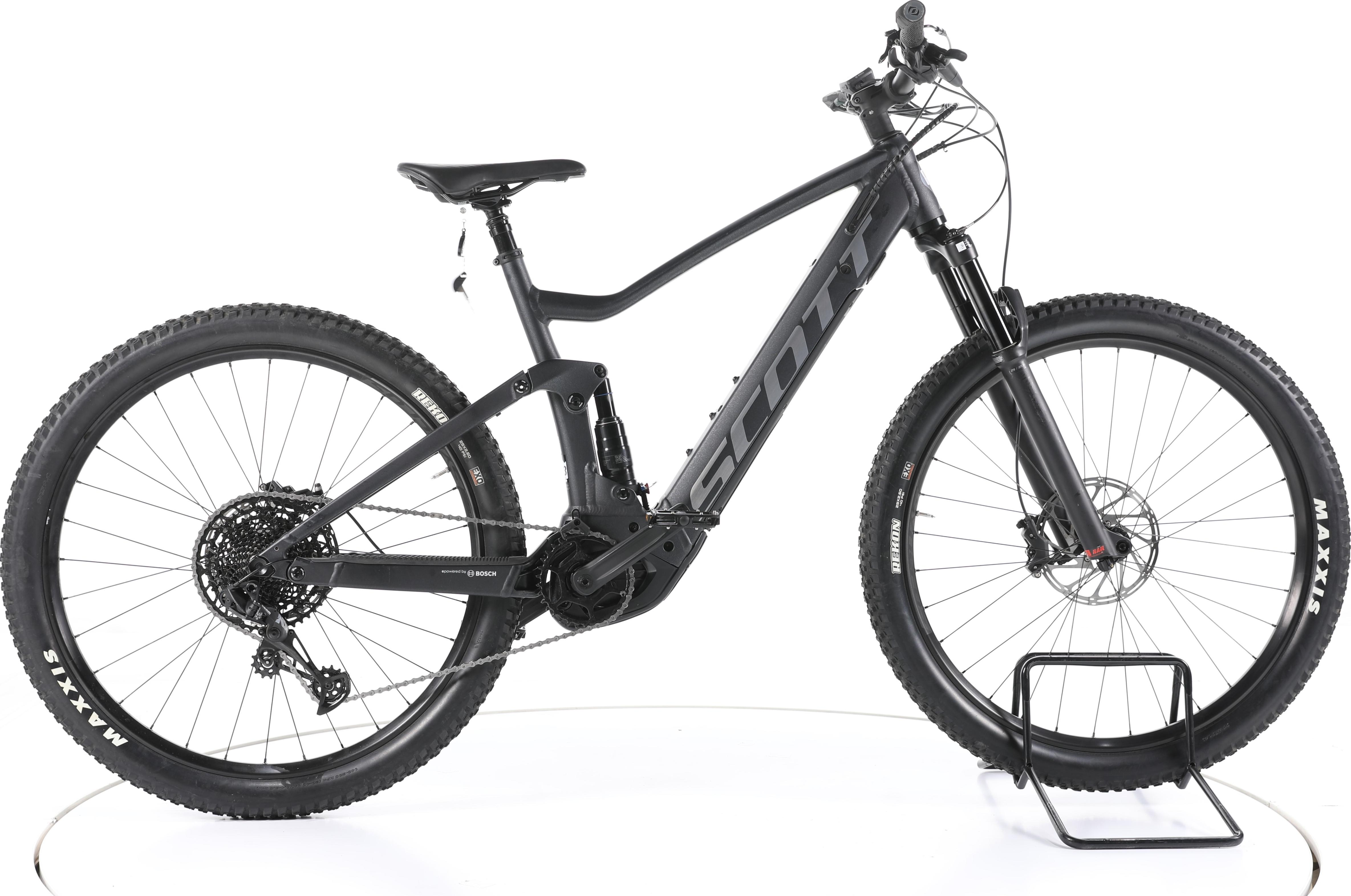 Strike_eRIDE_930