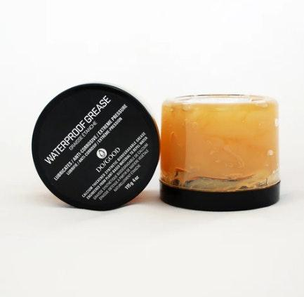 Orontas_Waterproof_Grease