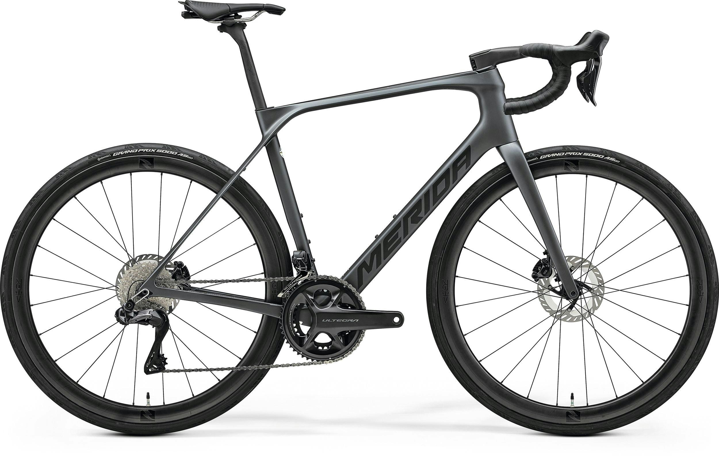 Scultura_Endurance_9000_Ultegra_Di2_12sp_Reynolds_Carbon_Wheelset