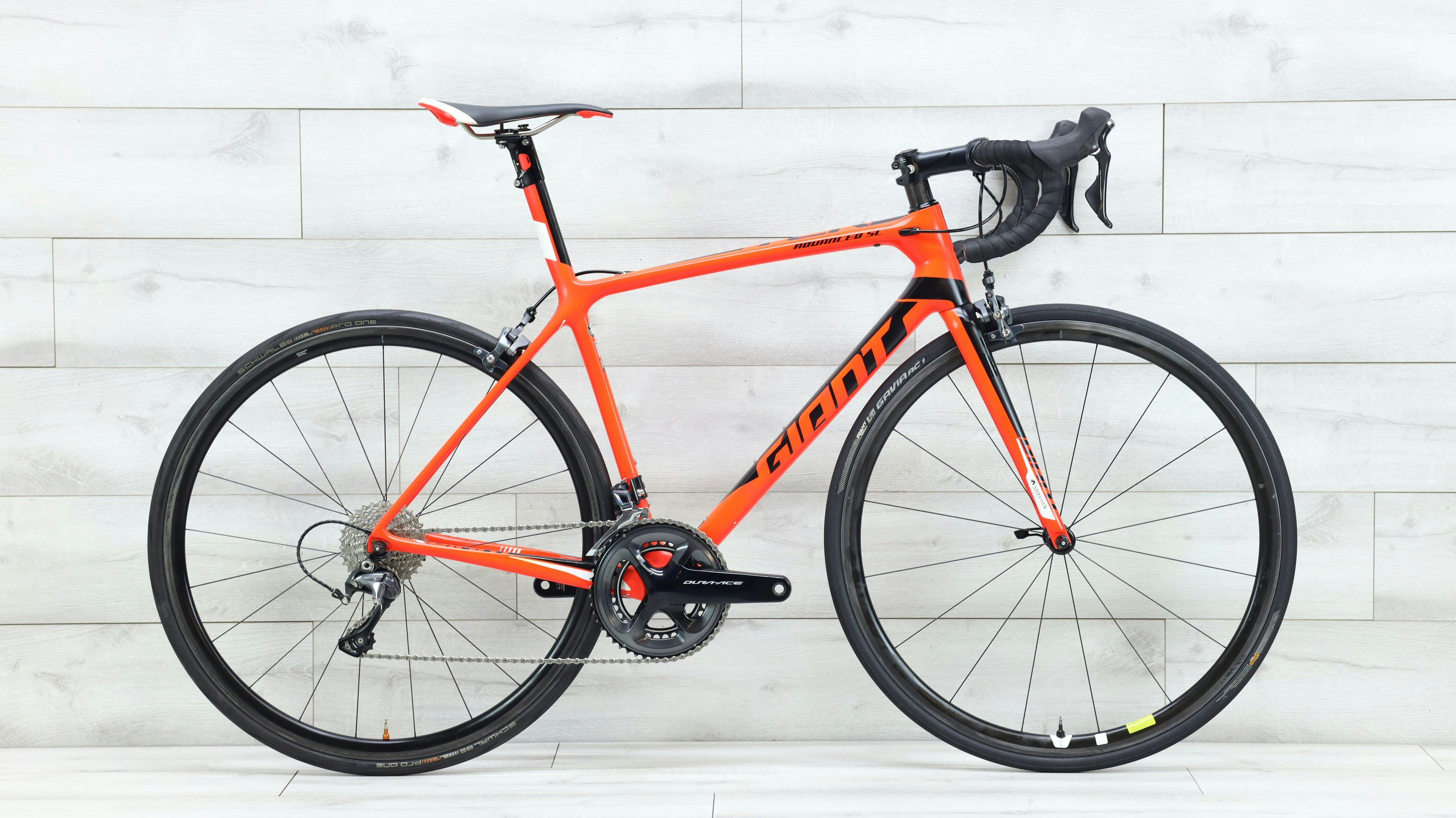 TCR_Advanced_SL_2-KOM_Road_Bike_-_Medium