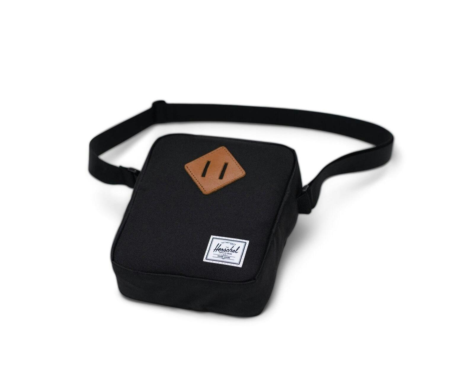 Herschel_Heritage_Crossbody_Bag_with_Adjustable_Strap_in_Black