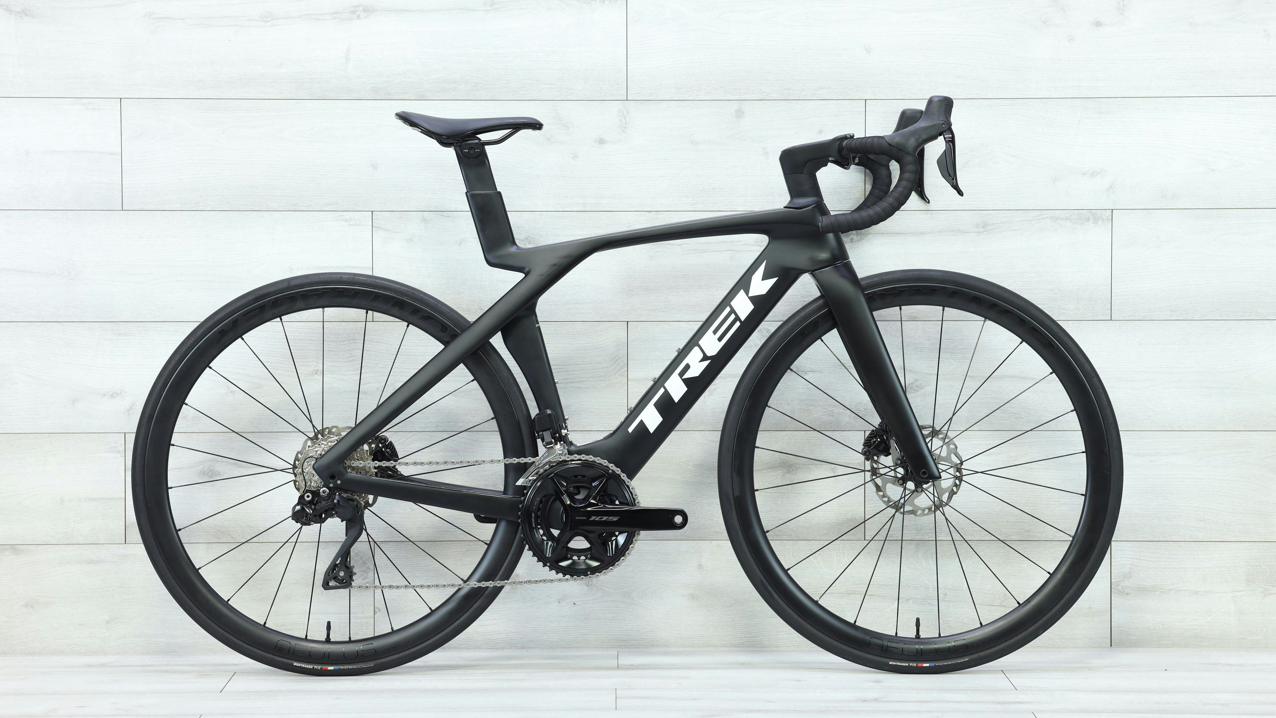 Madone_SL_6_Gen_7_Road_Bike_-_52cm