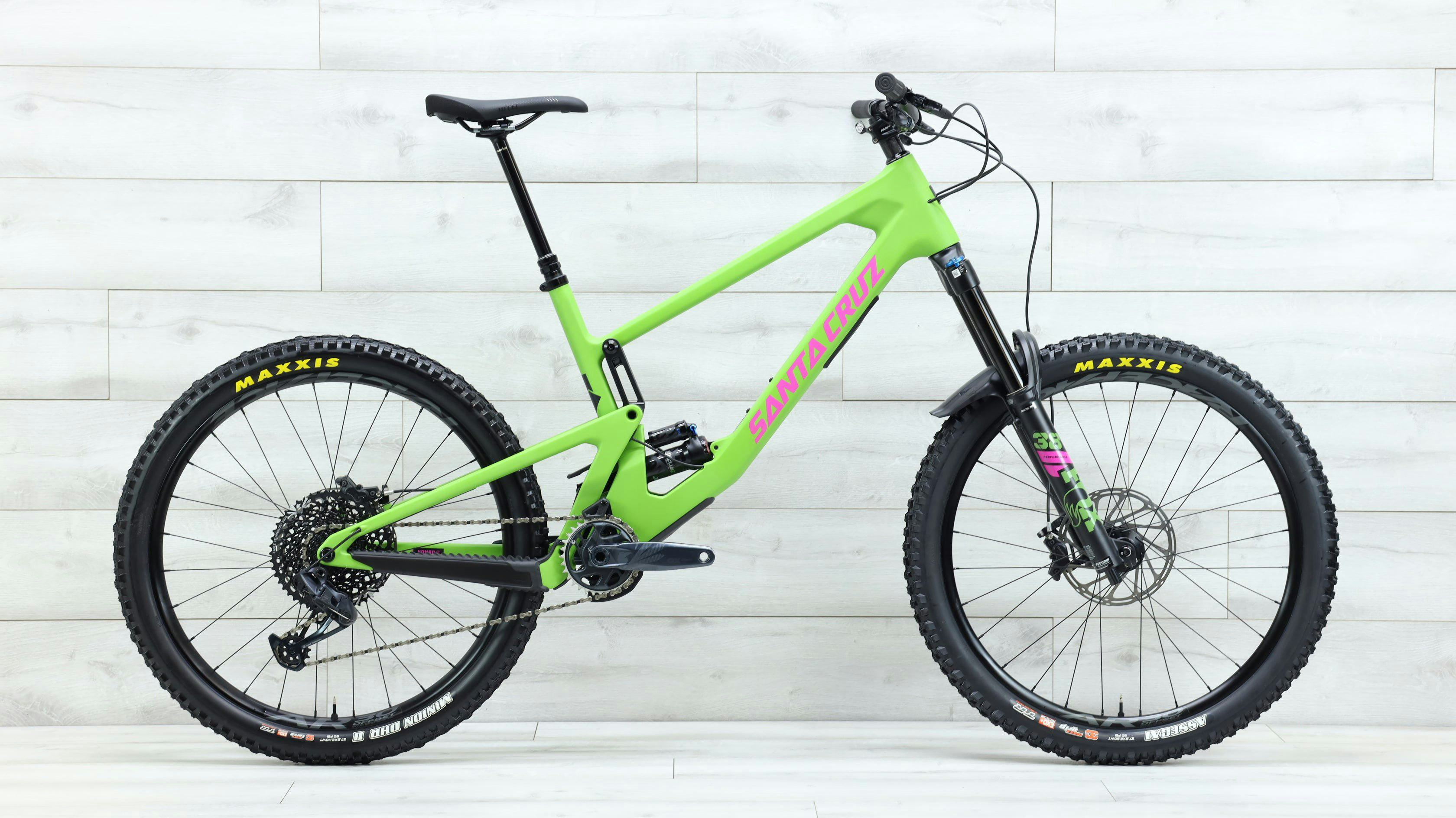 Nomad_S_Carbon_C_Mountain_Bike_-_X-Large