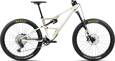 images.cdn.europe-west1.gcp.commercetools.com/078b97e9-ed31-4c81-baae-cdd44f3bf3c1/7dc7312deec5fb8c0866-H8WK7xGn