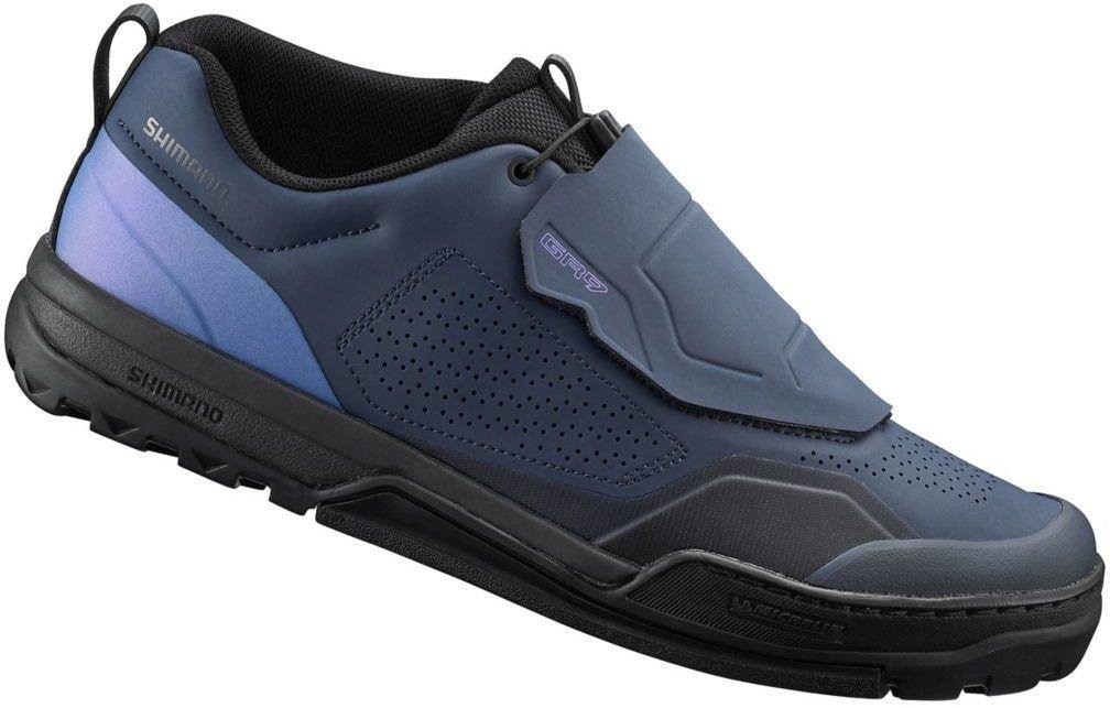 GR9_Shoes