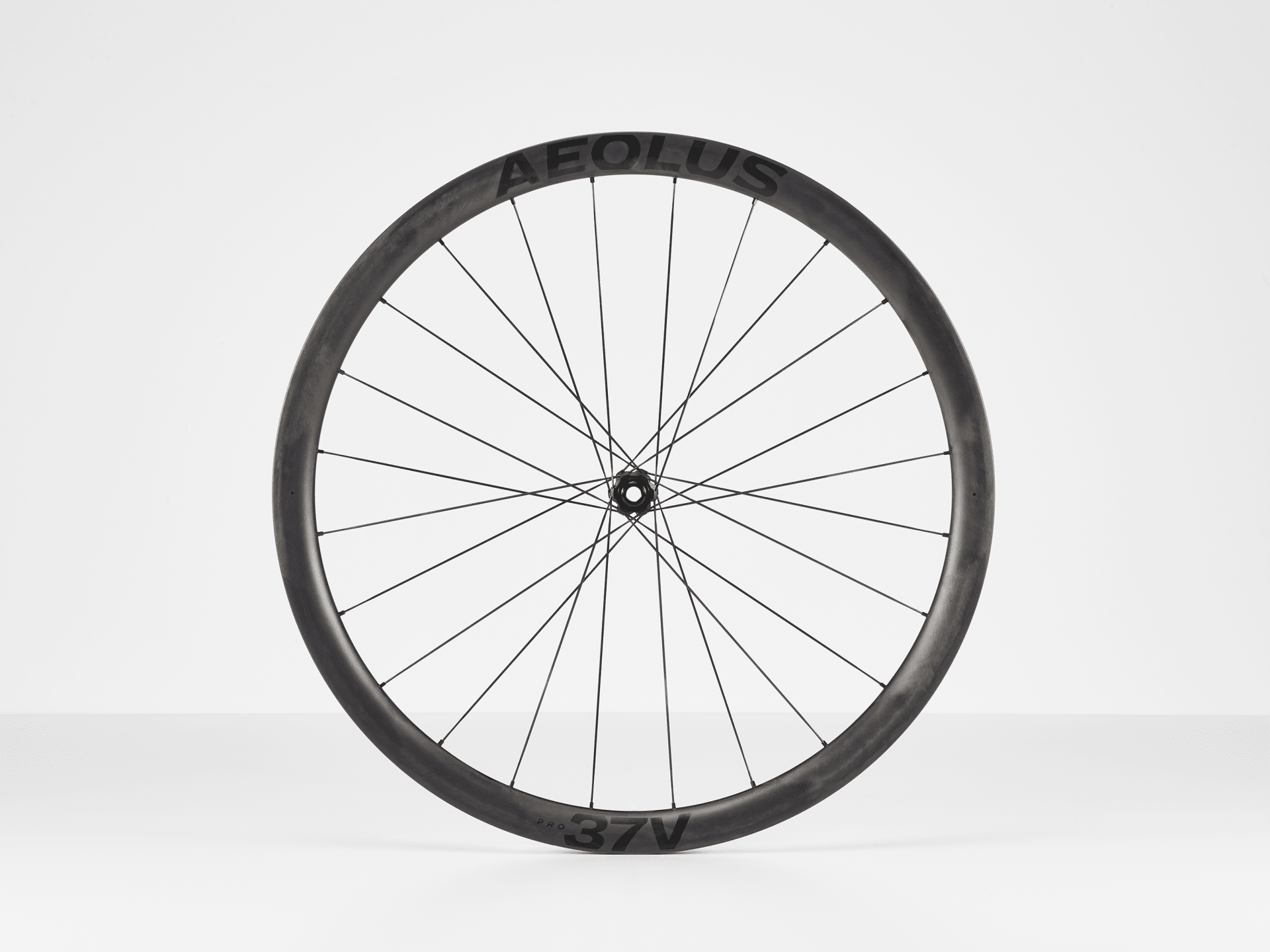 Aeolus_Pro_37V_Disc_TLR_Road_Wheel_(Front)