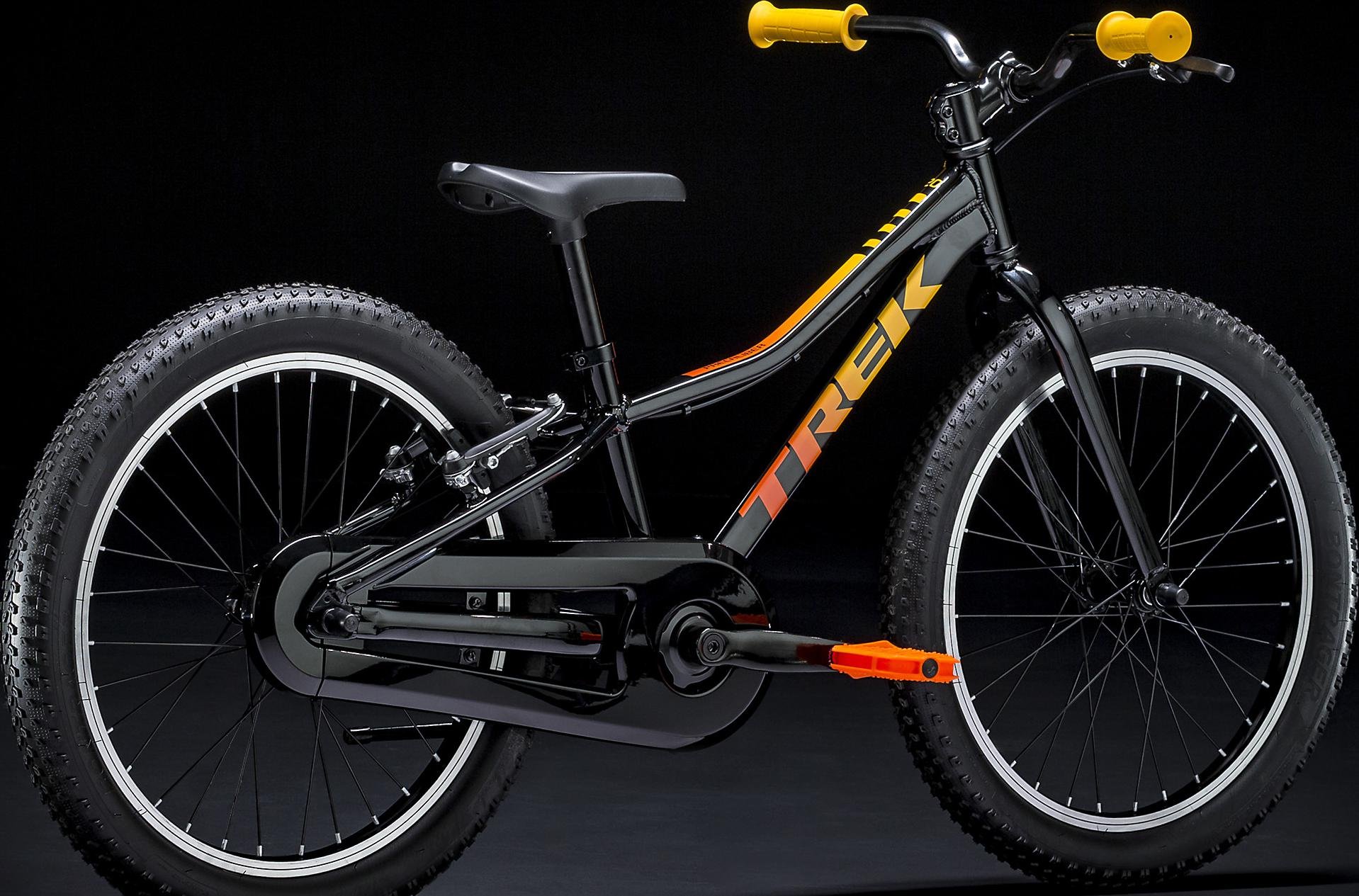 トレック　『PRECALIBER 20』　BK/OR Trek Precaliber 20 2021 | BikeExchange