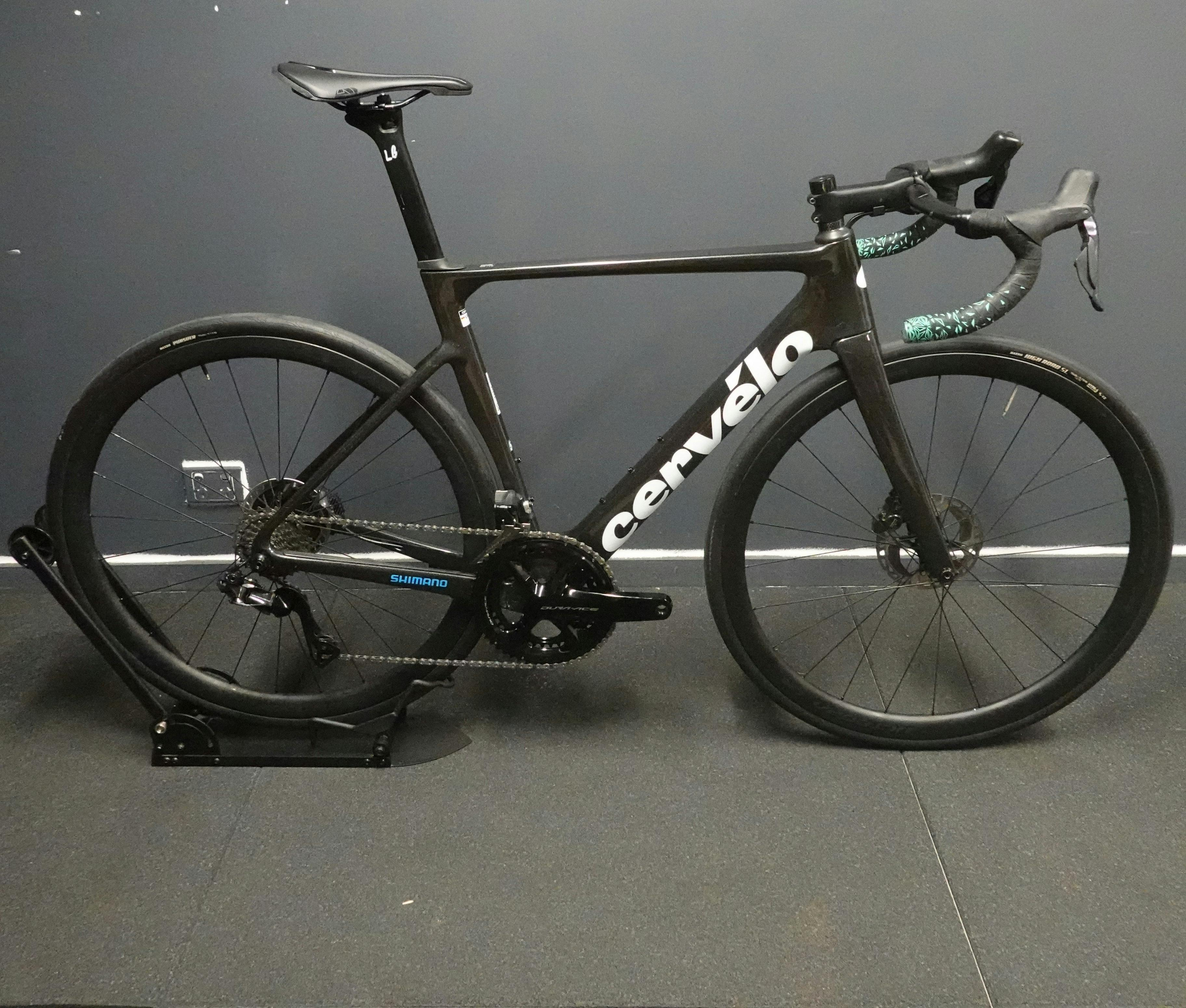 Soloist_carbon_road_bike_Dura_Ace_12_speed