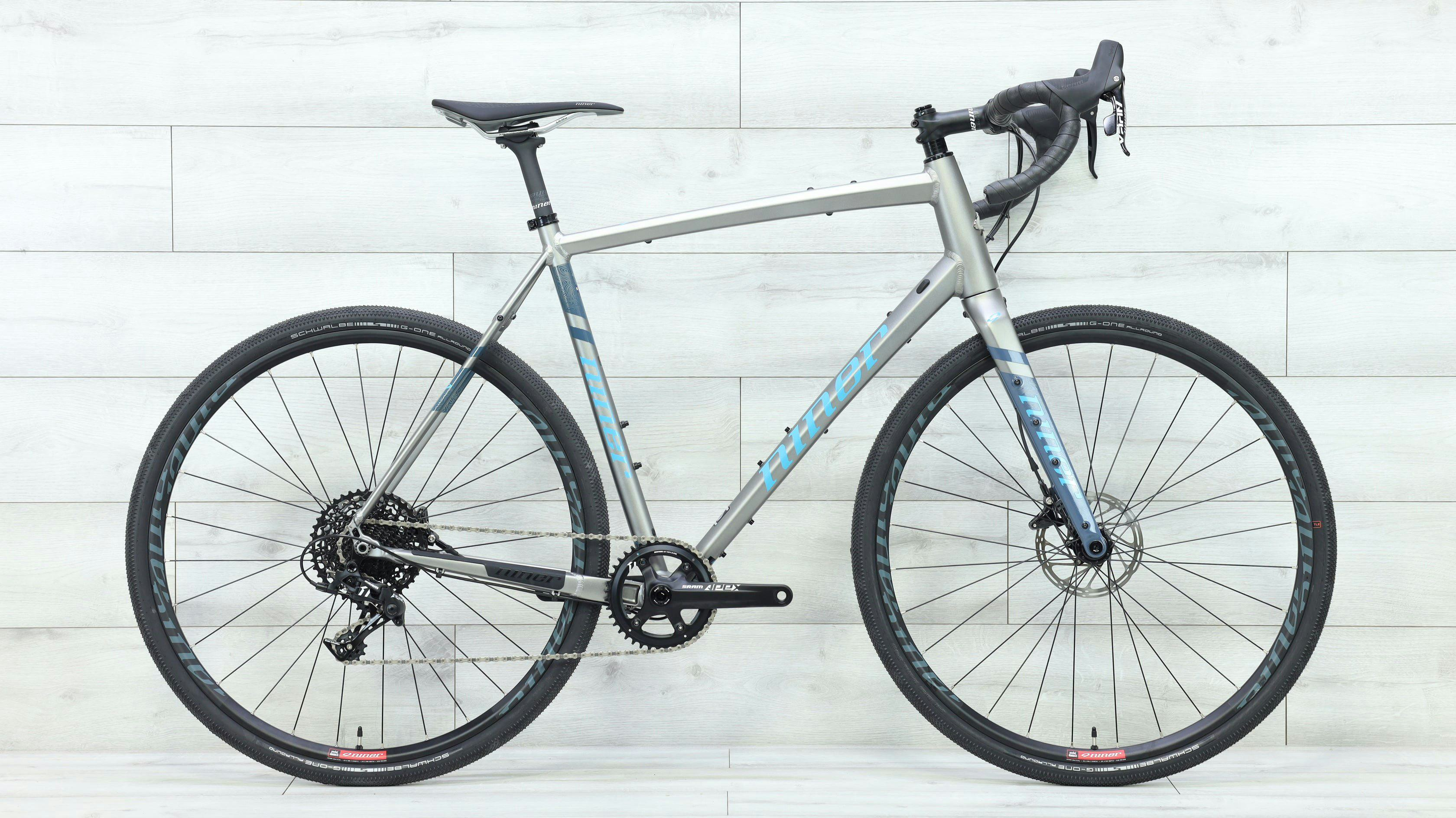 RLT_9_2-STAR_SRAM_APEX_1_Gravel_Bike_-_62cm