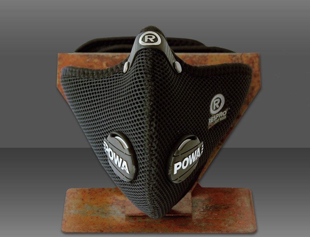 RES_ULT_BLK_RESPRO_ULTRALIGHT_MASK_BLACK_(Black,_Medium)