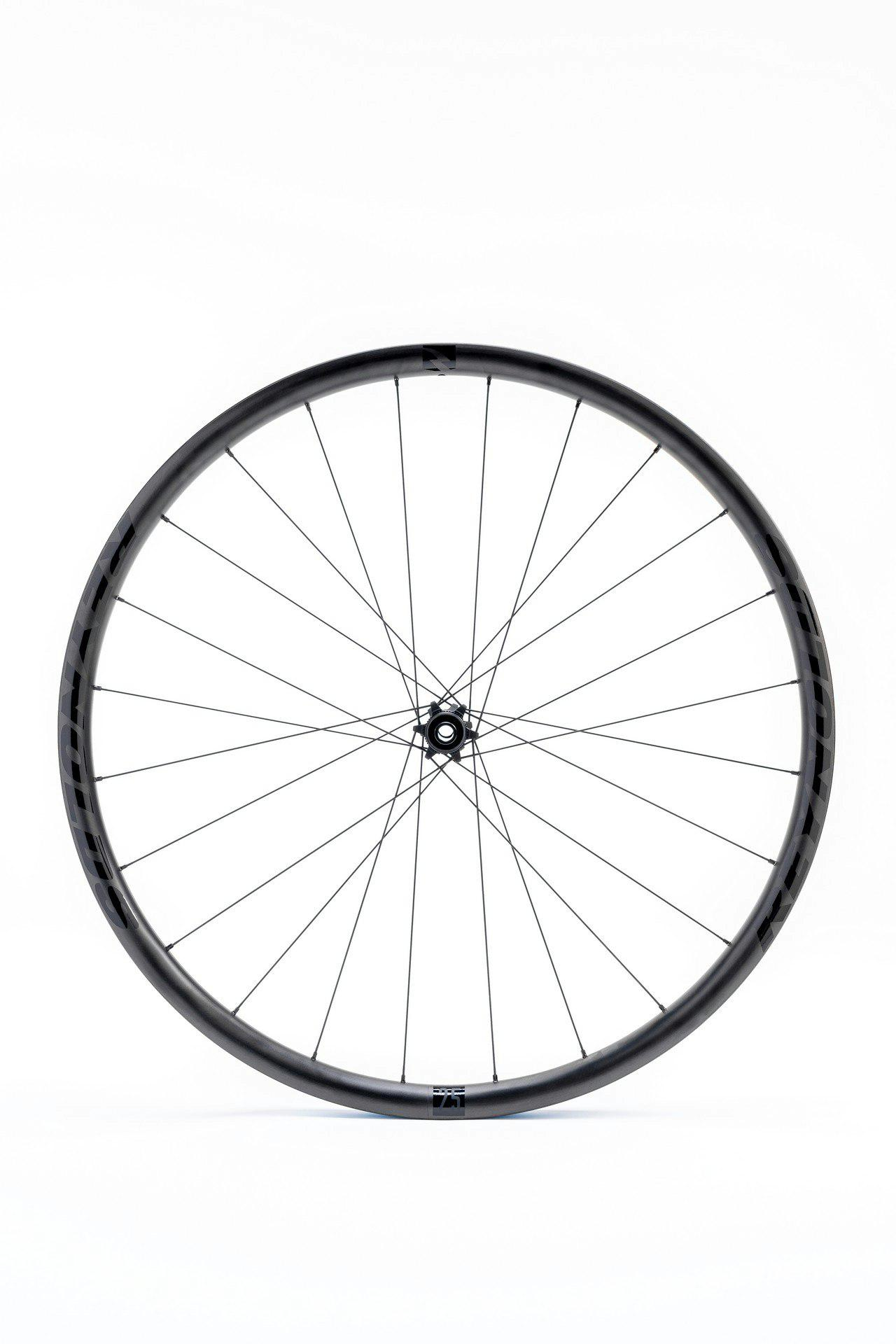 AR25_Carbon_Disc_Wheelset_HG/XDR