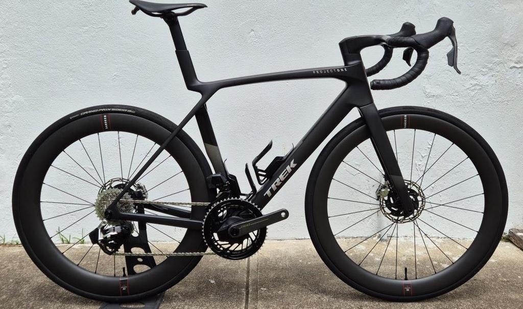 Trek_Madone_SLR_9_Gen_8!_56._Sram_Red_AXS_E1_+_Quarq_PM!_Sub_7kg!