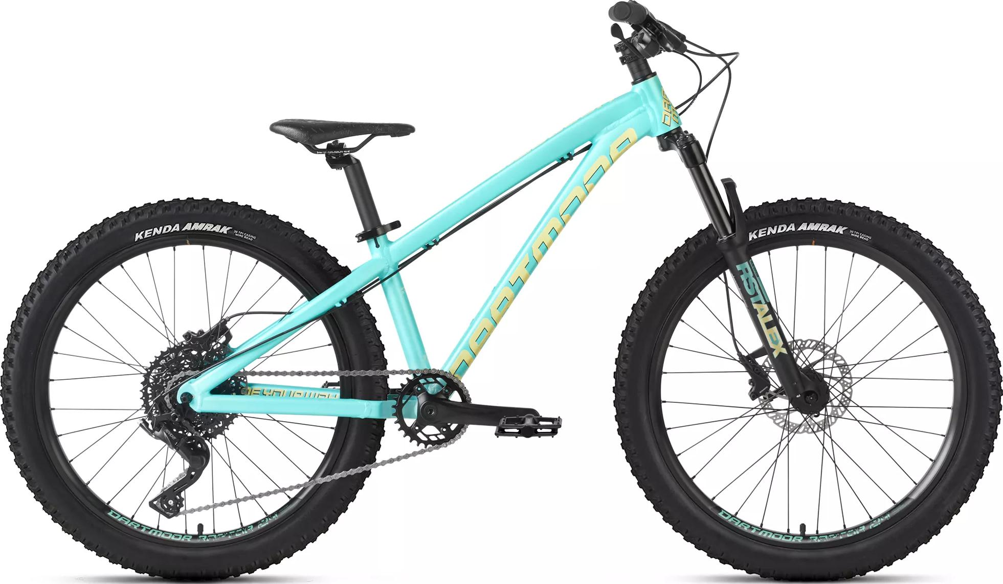 Hornet_Junior_24"
