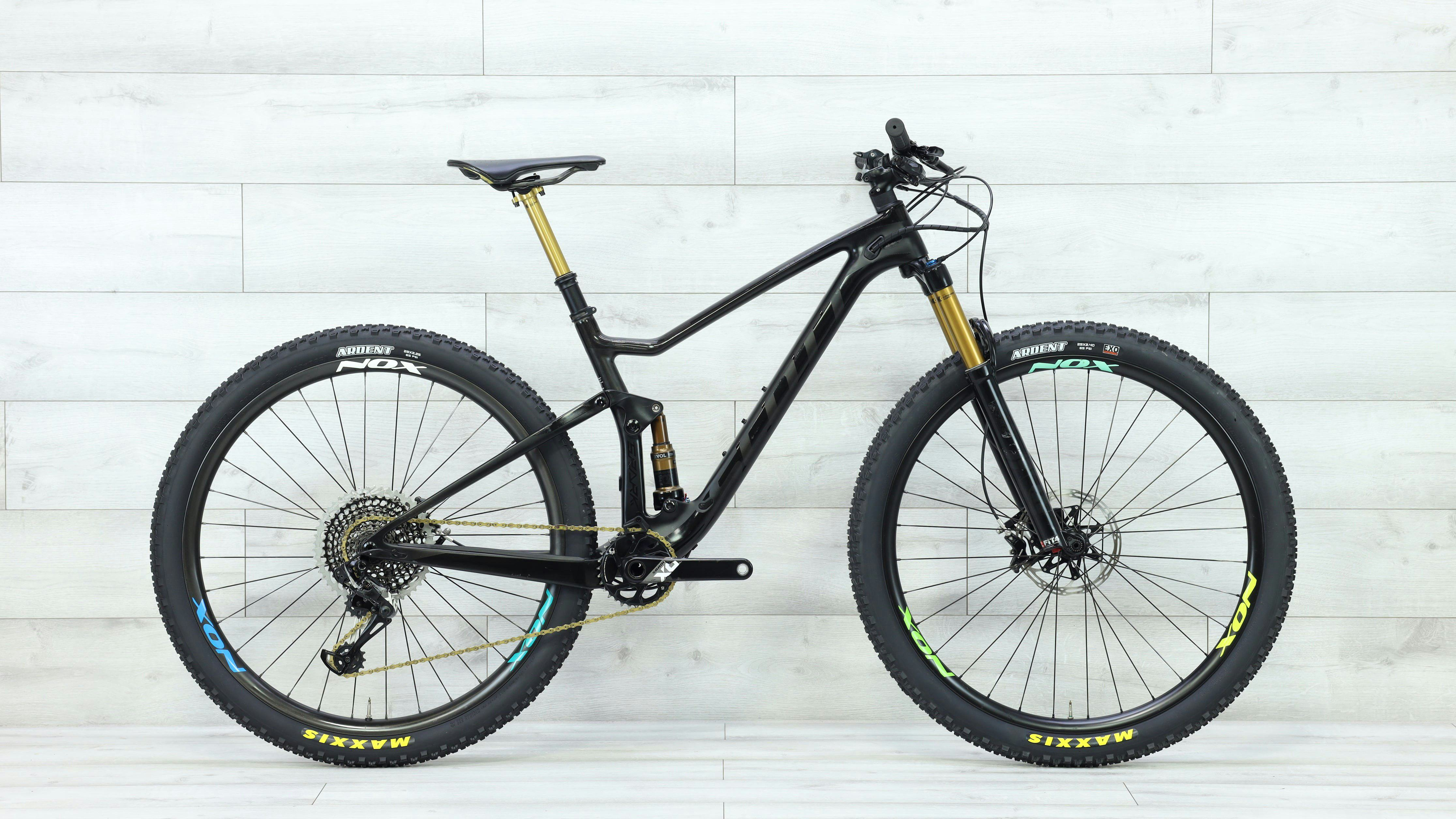 Spark_Ultimate_Mountain_Bike_-_Medium