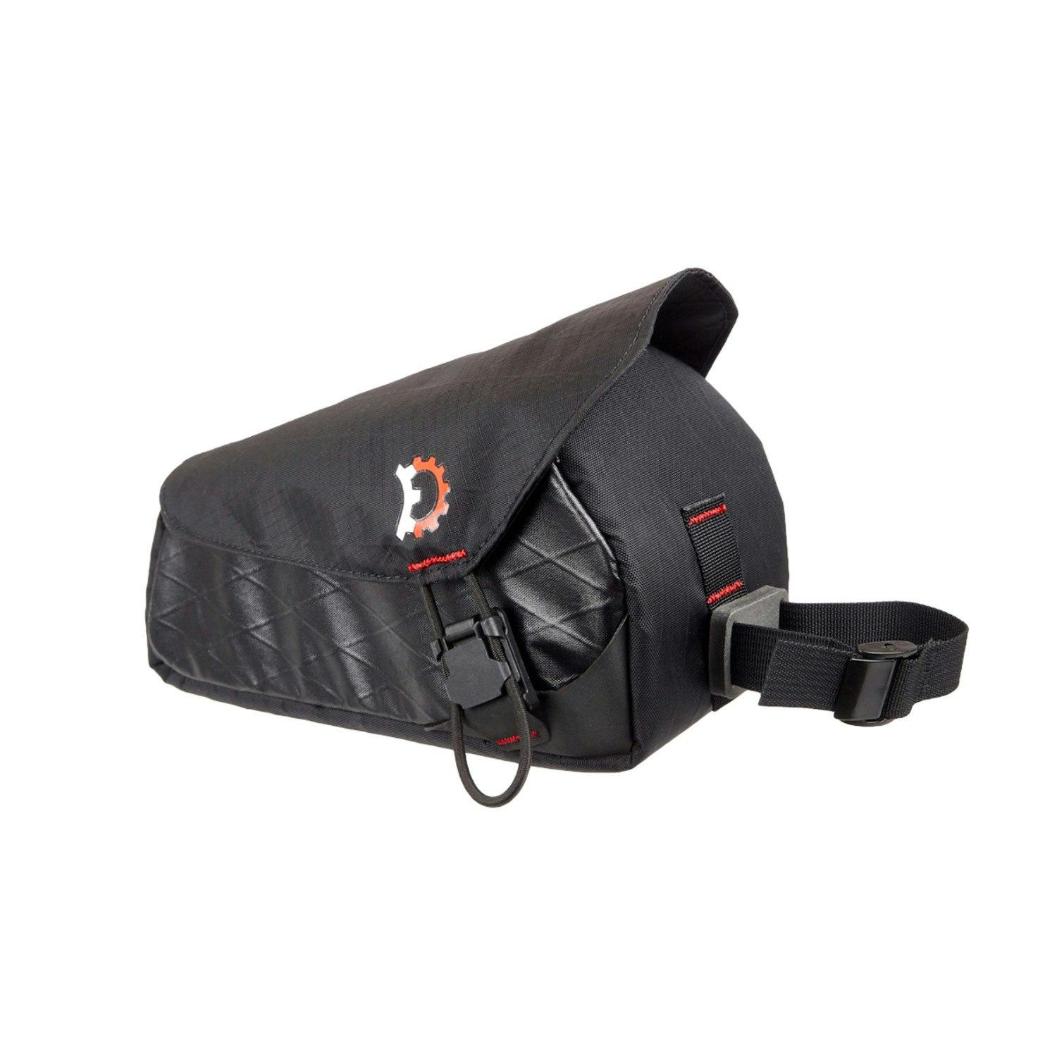Revelate_Designs,_Mag_Tank_2000_Bolt_On_Black