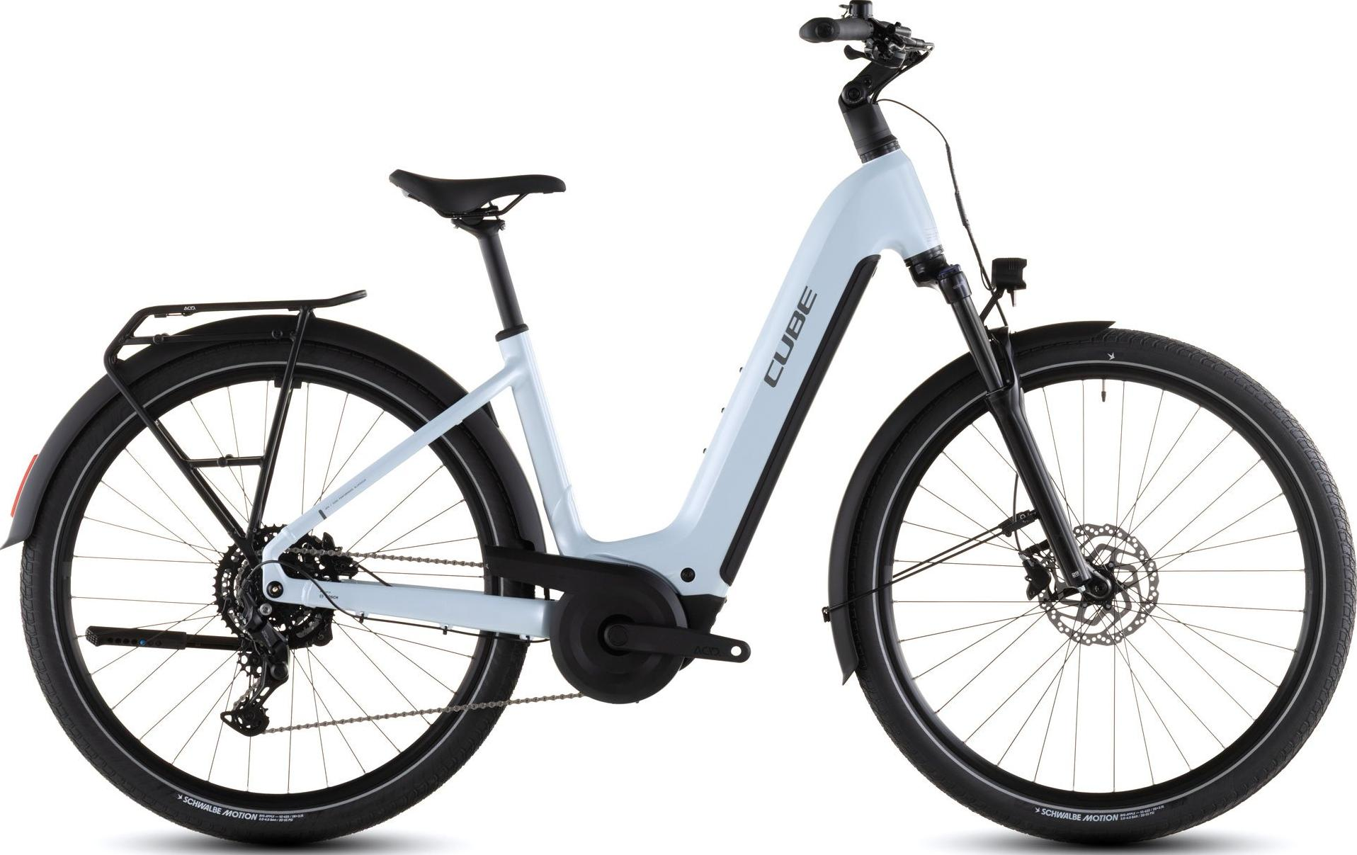 Touring_Hybrid_ONE_600_Easy_Entry