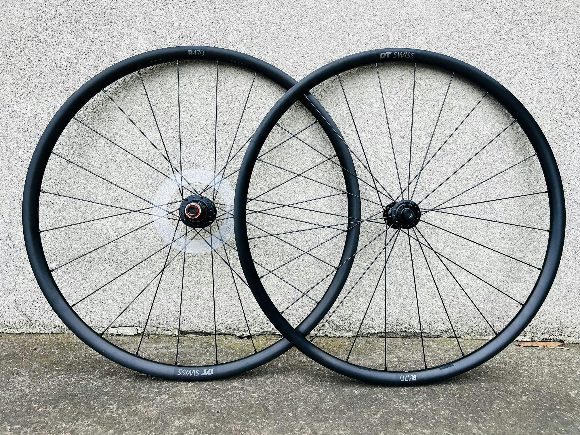 R470_LACED_TO_SPECIALIZED_HUB'S_-_WHEELSET_700C_DISC_BRAKE