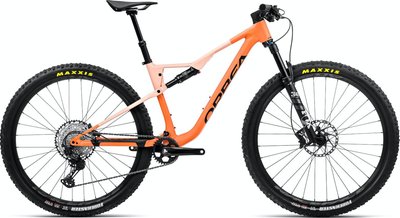 images.cdn.europe-west1.gcp.commercetools.com/078b97e9-ed31-4c81-baae-cdd44f3bf3c1/f2a94b60f2fdb0177098-I-CqLAIx