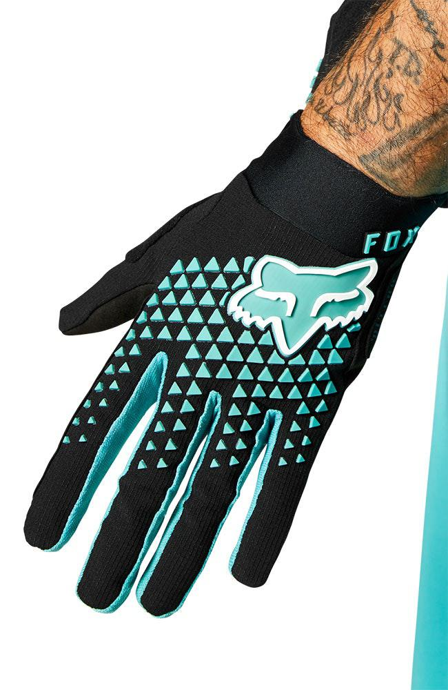 Defend_Glove