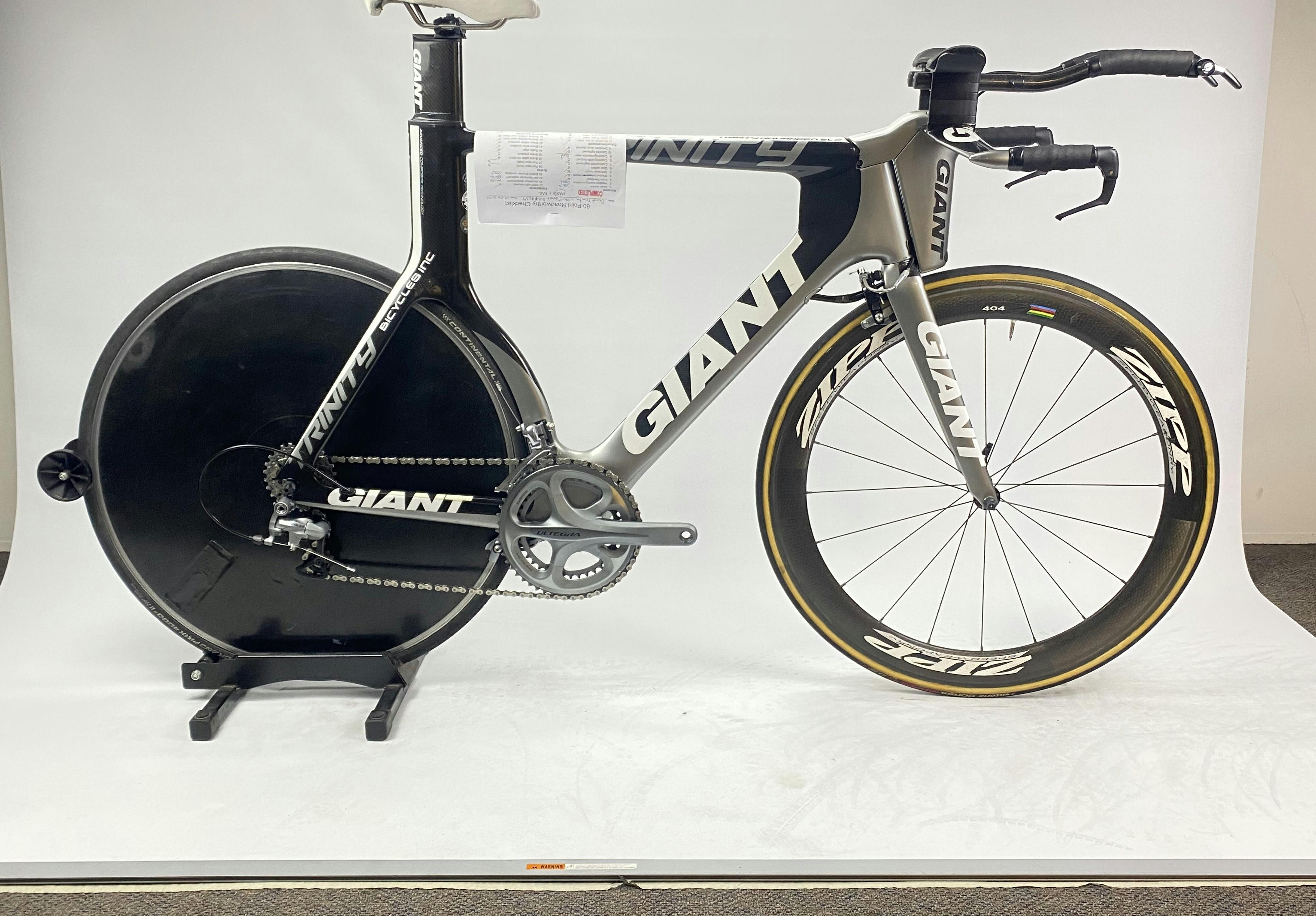 2010_Giant_Trinity_Advanced_SL2_–_58cm_top_tube