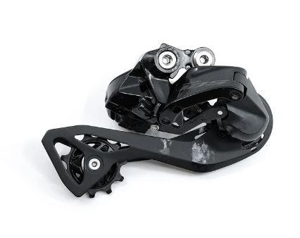 RD-R7150_Rear_Derailleur_105_di2_12-speed