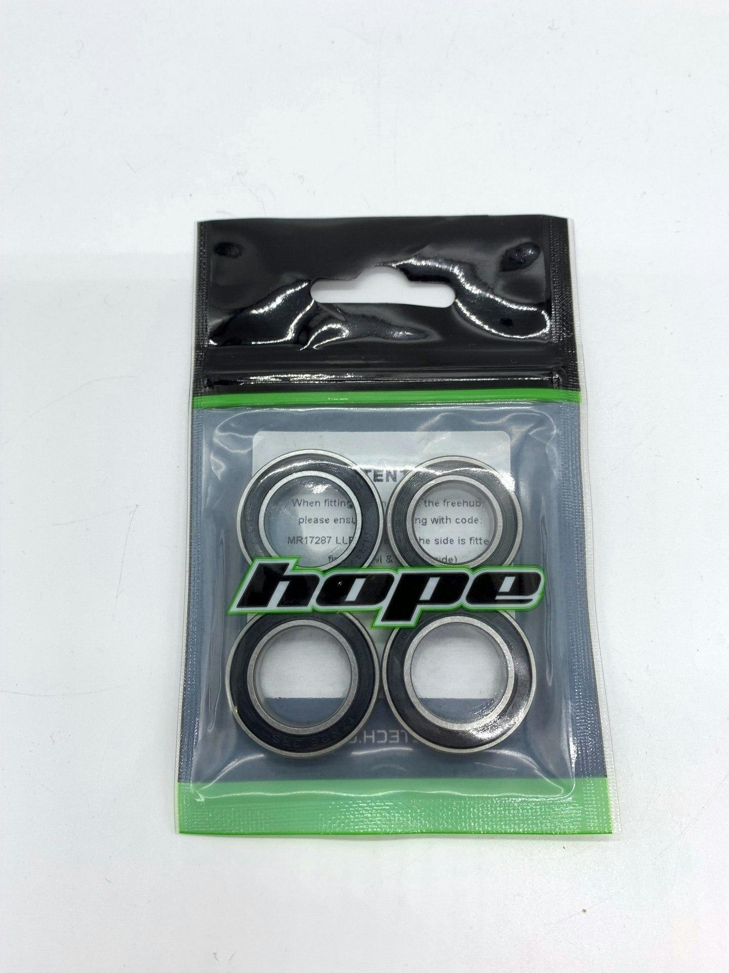 5_Centre_Lock_Rear_Hub_Bearing_Kit_XD