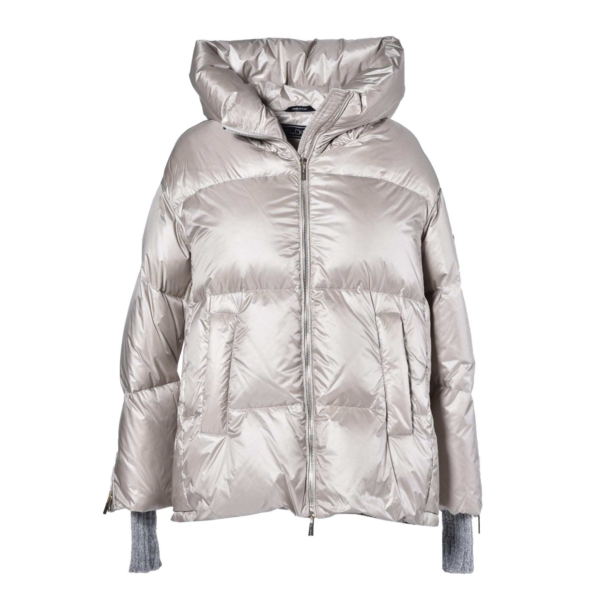Down jacket in light grey nylon image