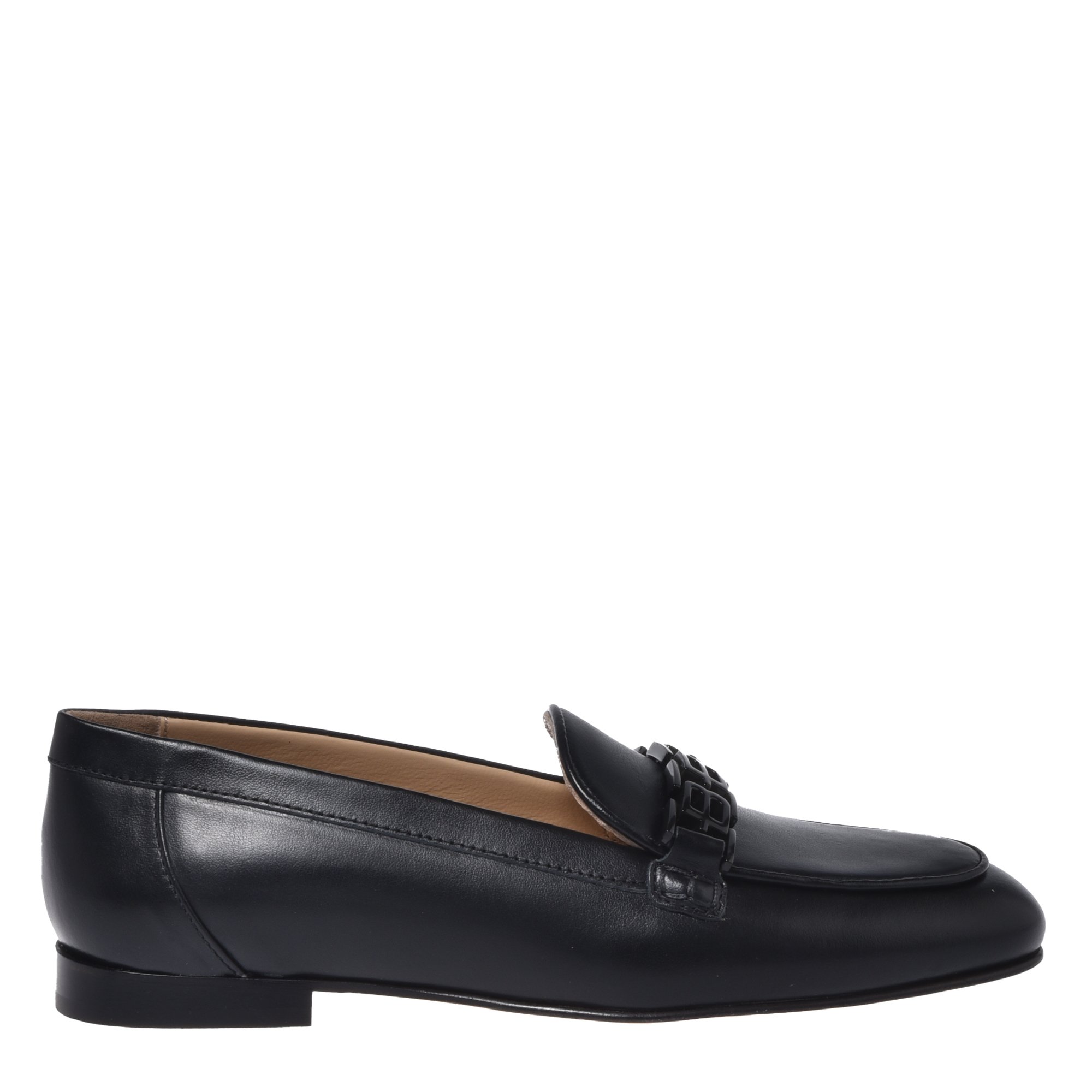 Loafers in black leather image