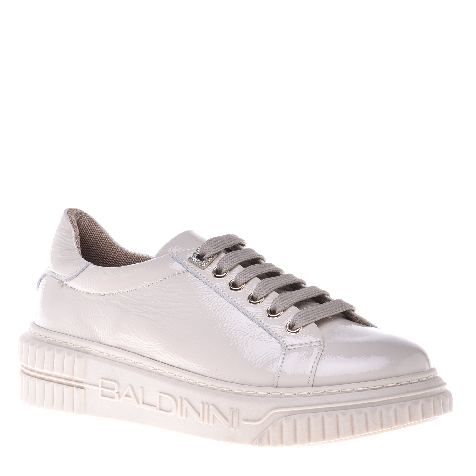Trainers in vanillla naplak image