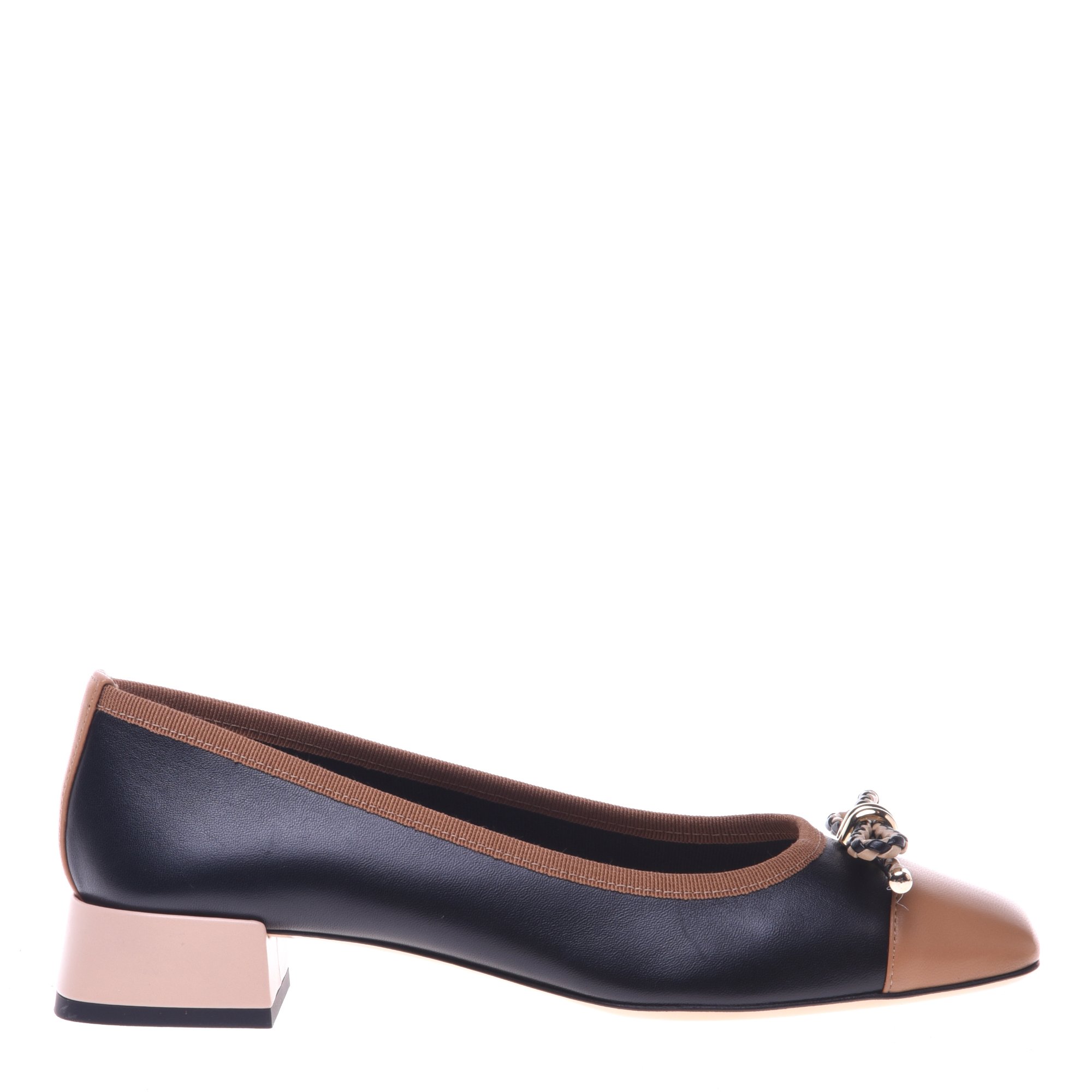 Leather and black nappa leather court shoe image