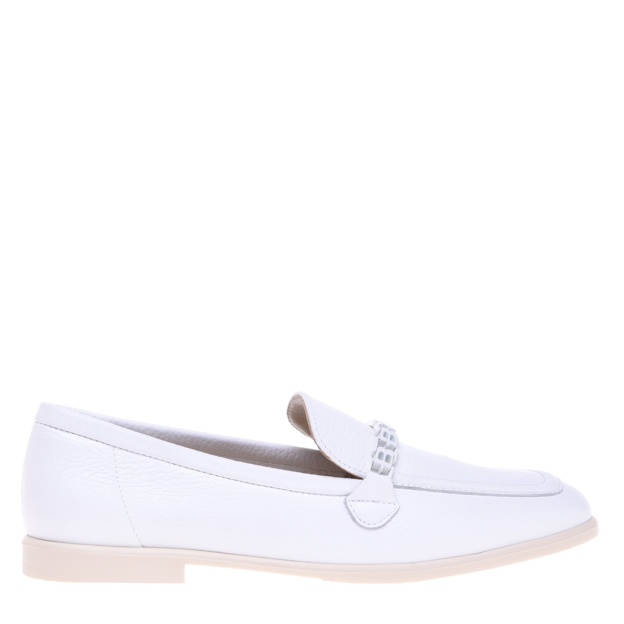 Loafer in white tumbled leather image